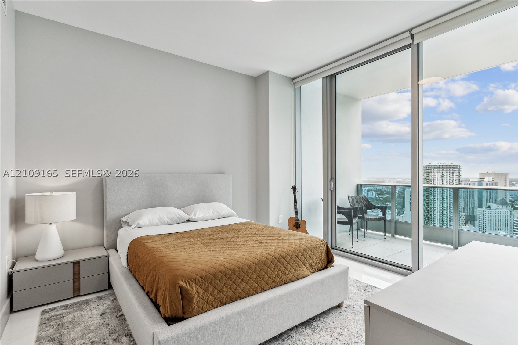 200 Biscayne Blvd Way #4912 Miami, FL 33131