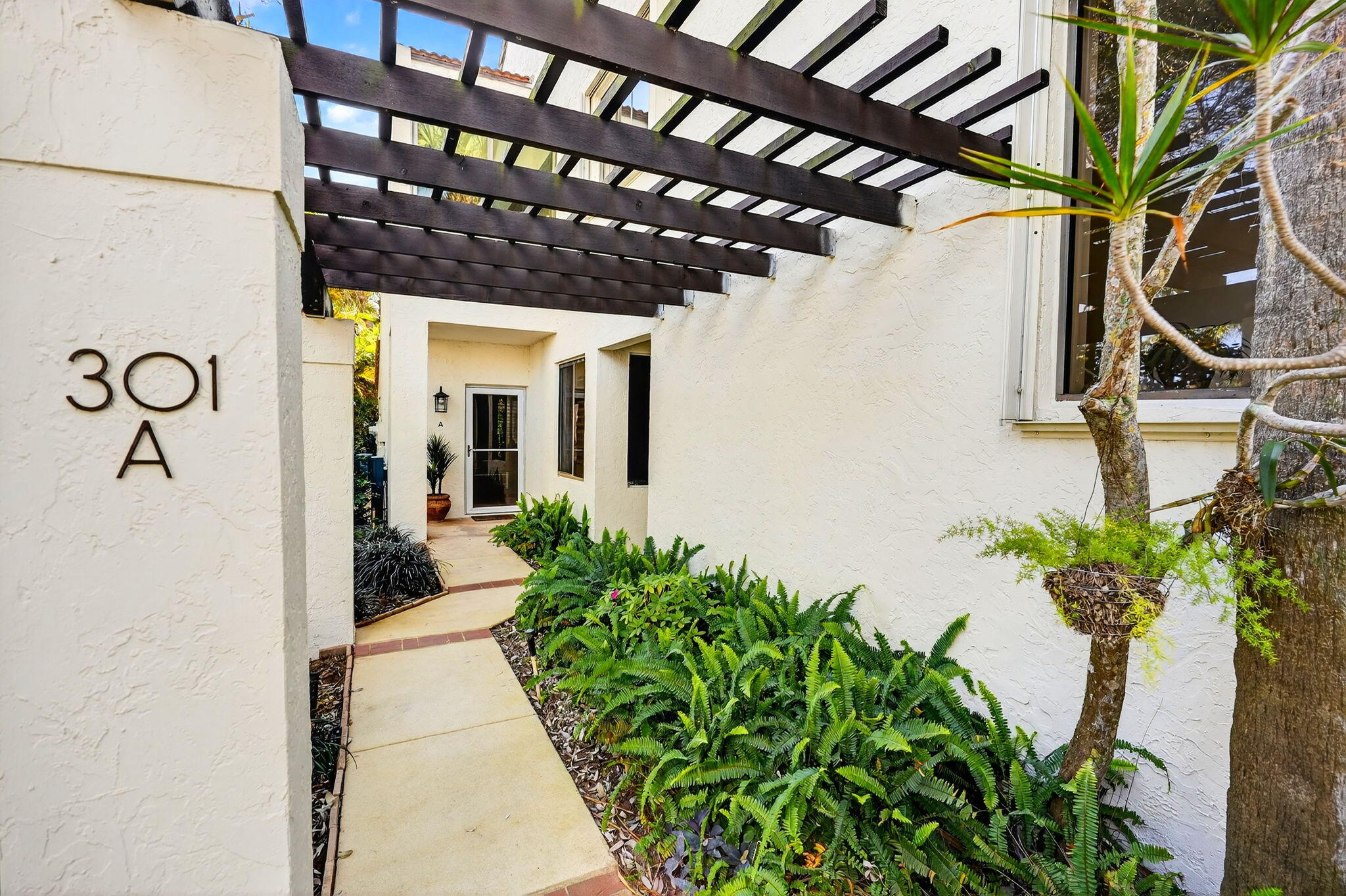 301 Sea Oats #A