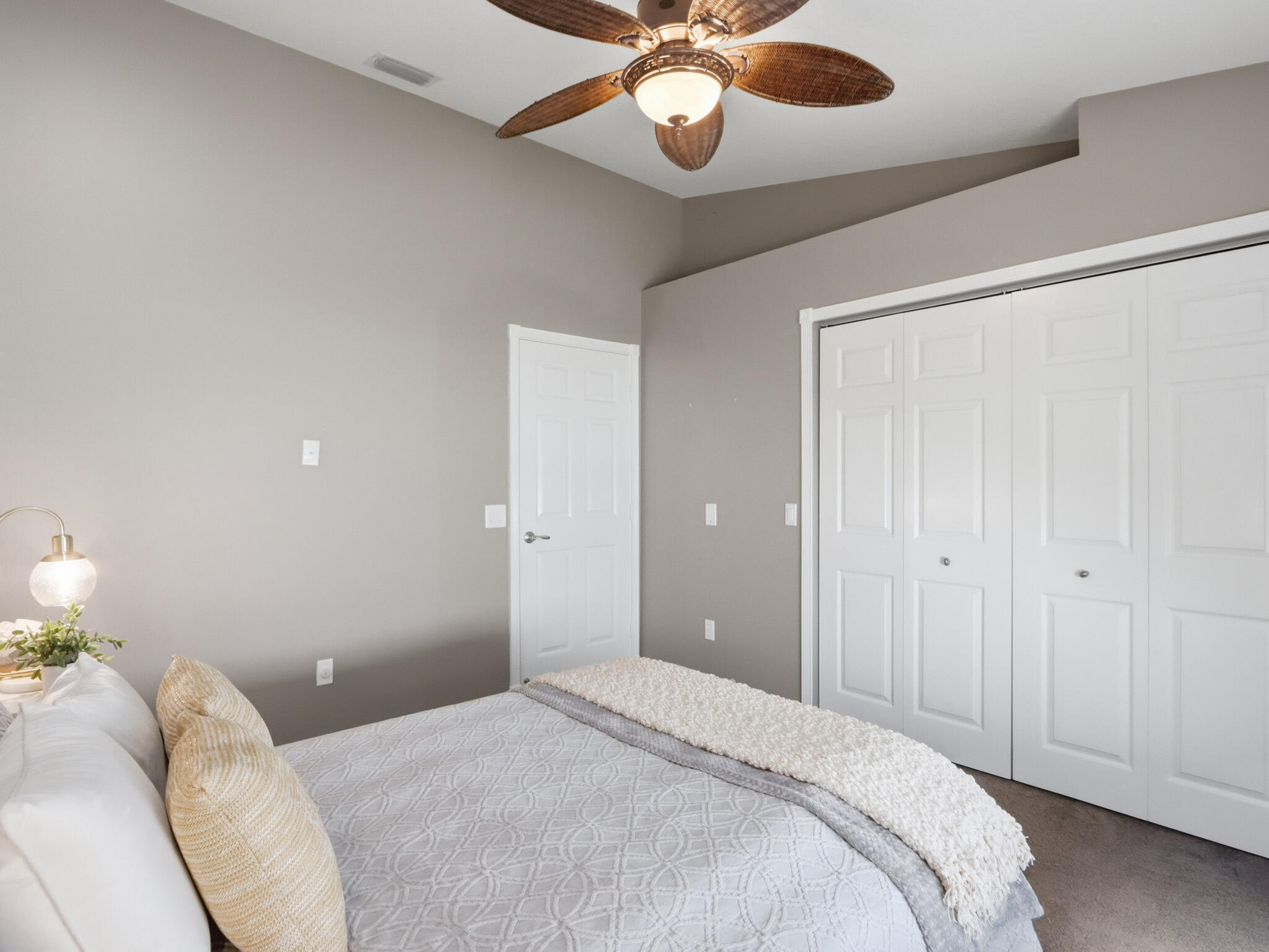 11184 Ihilani Boynton Beach, FL 33437