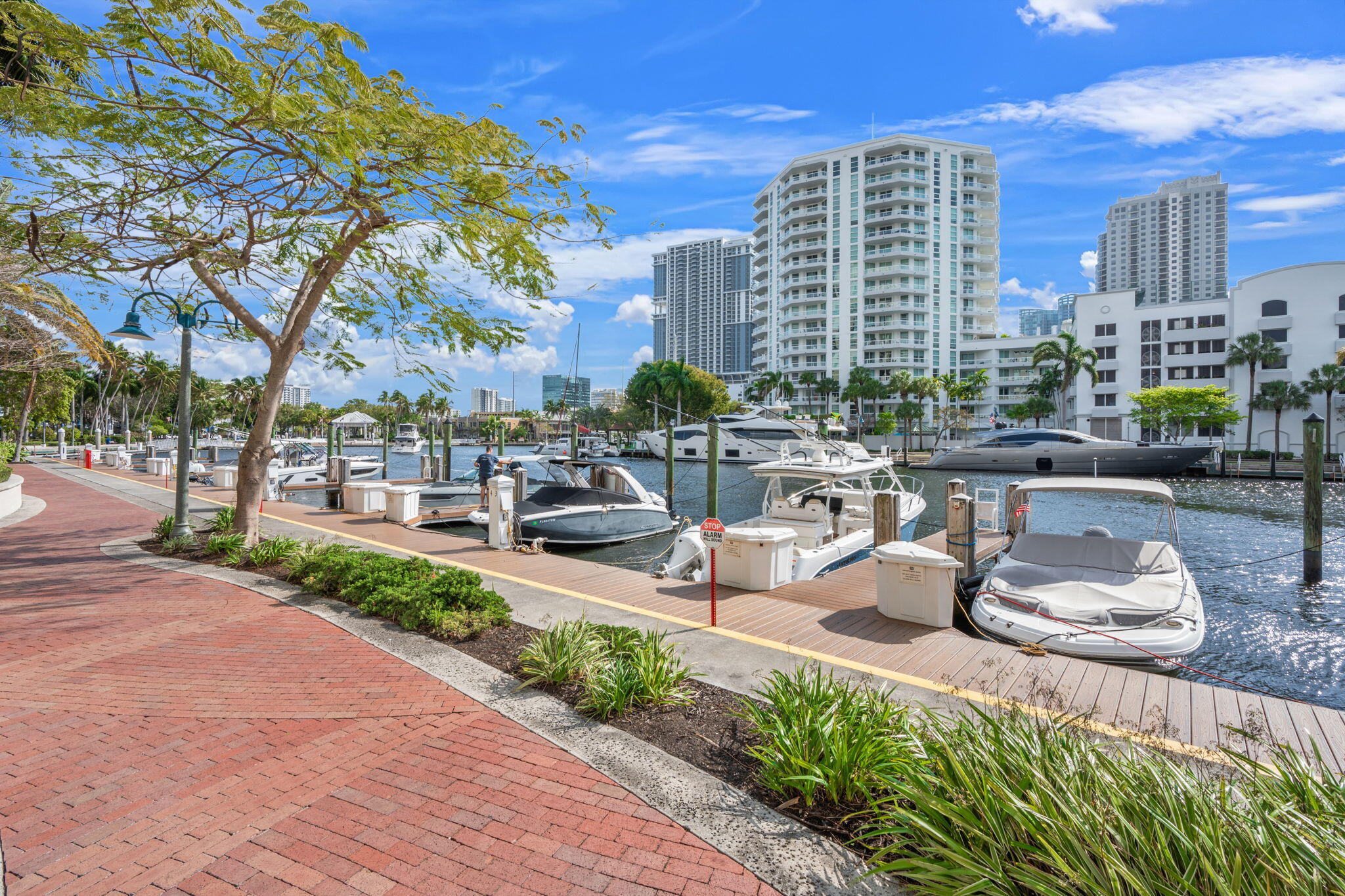 610 W Las Olas #1613n Fort Lauderdale, FL 33312