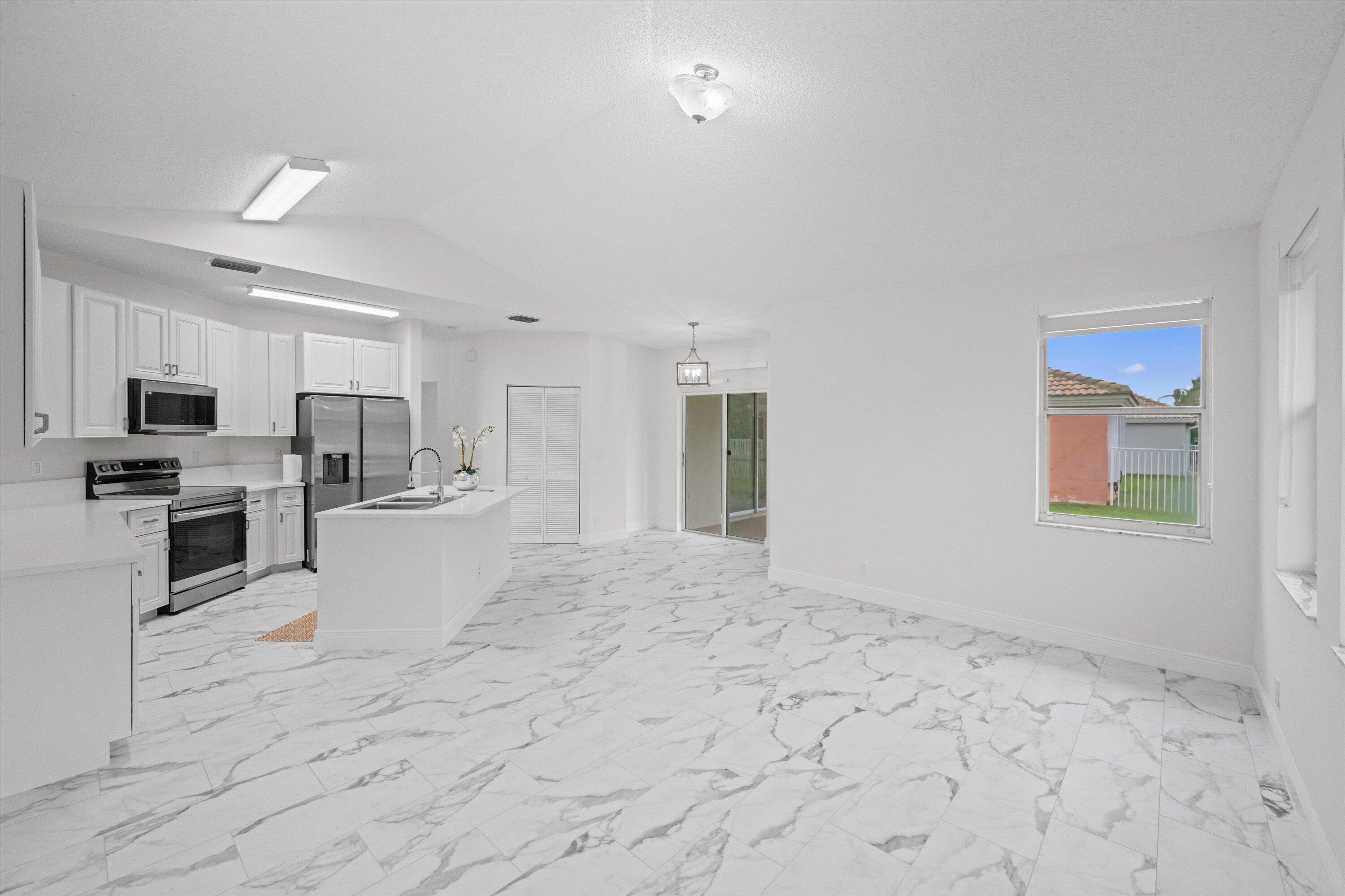 86 Citrus Park Boynton Beach, FL 33436