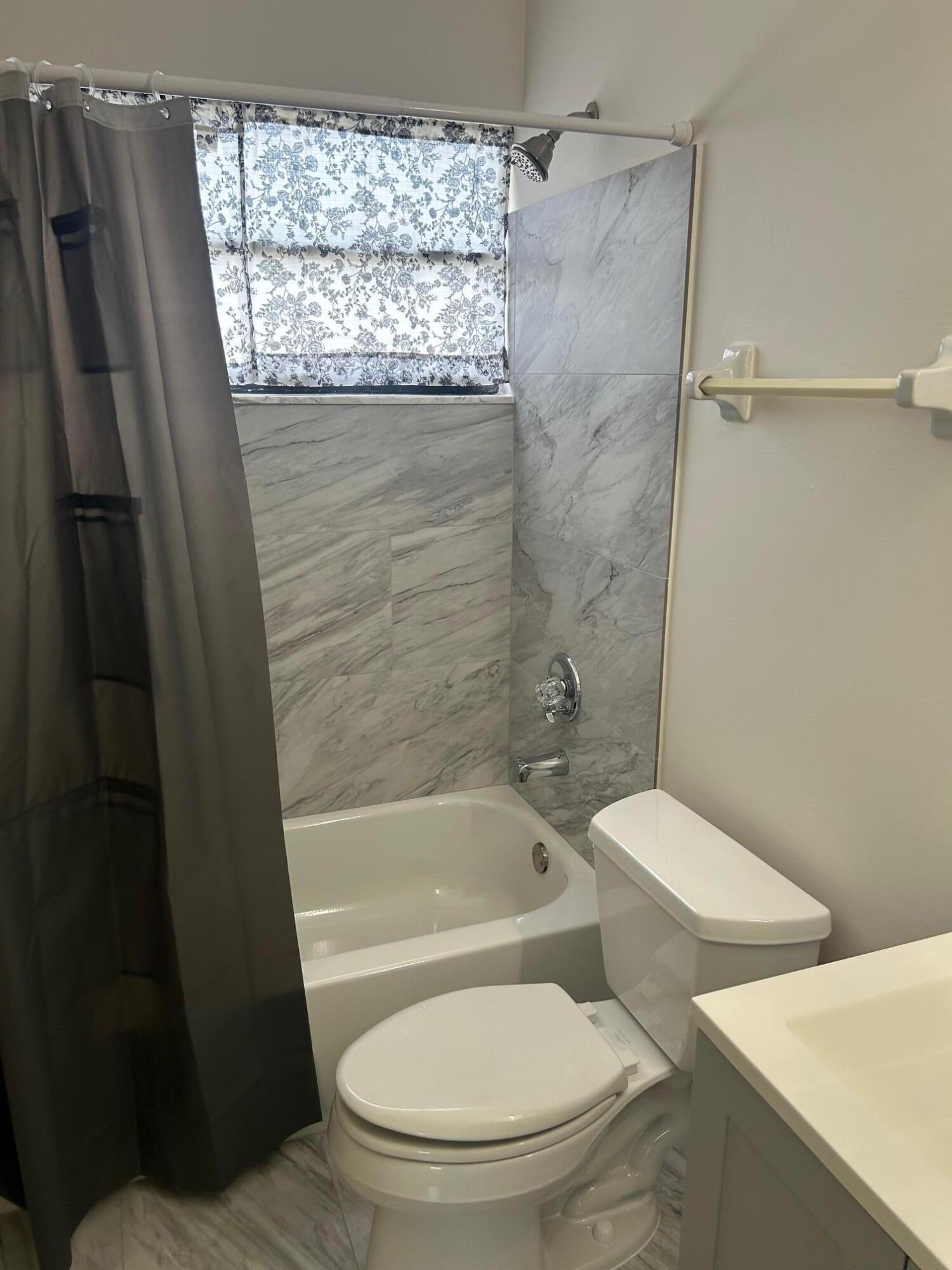 102 Sherwood Jupiter, FL 33458