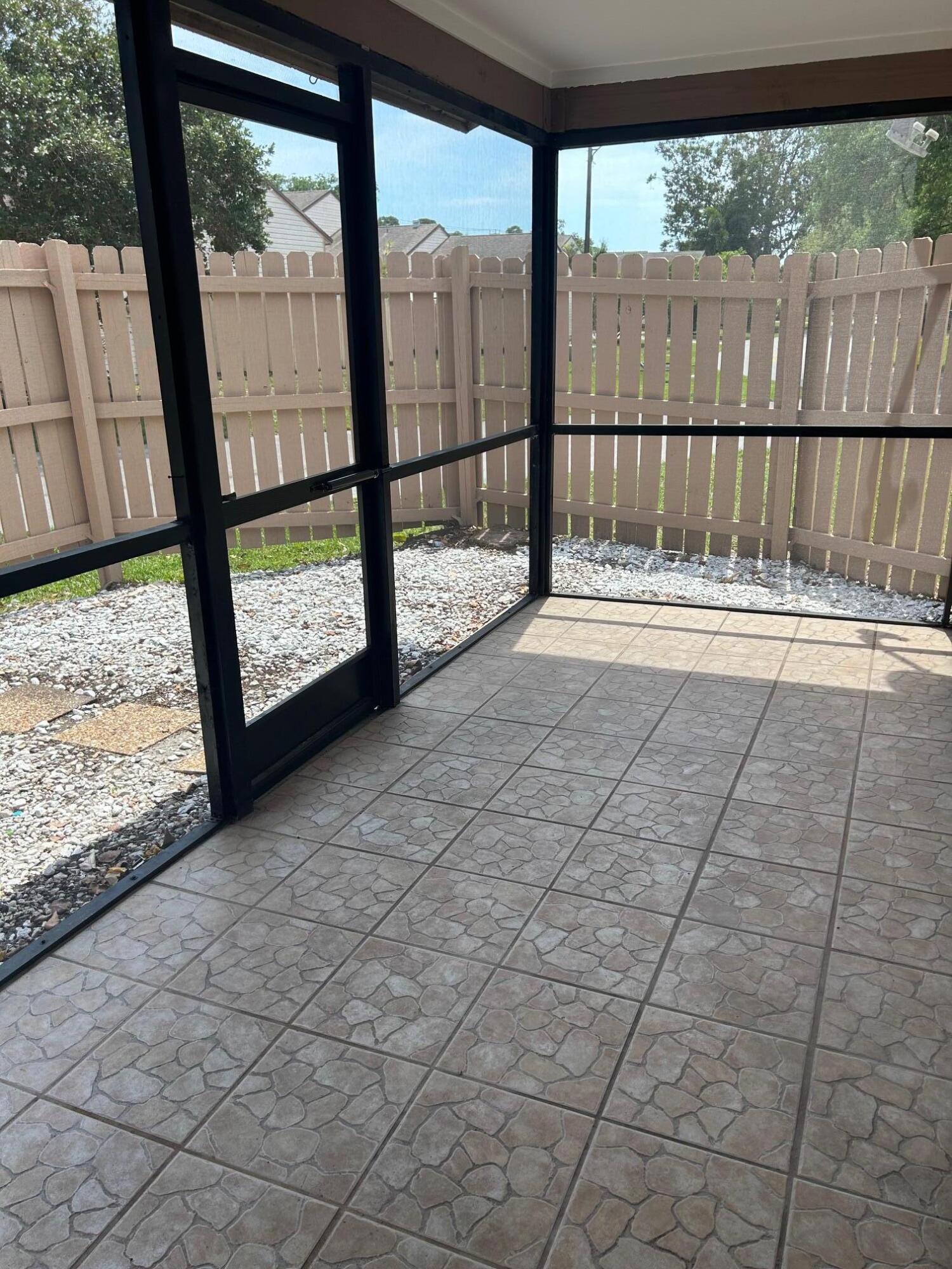 102 Sherwood Jupiter, FL 33458