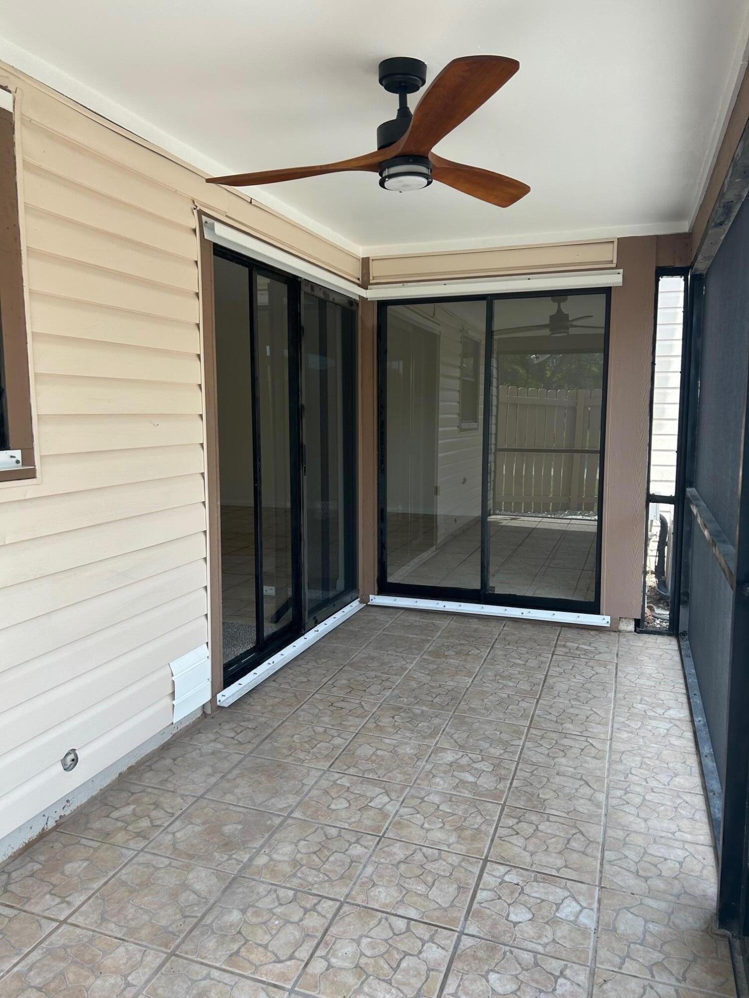 102 Sherwood Jupiter, FL 33458