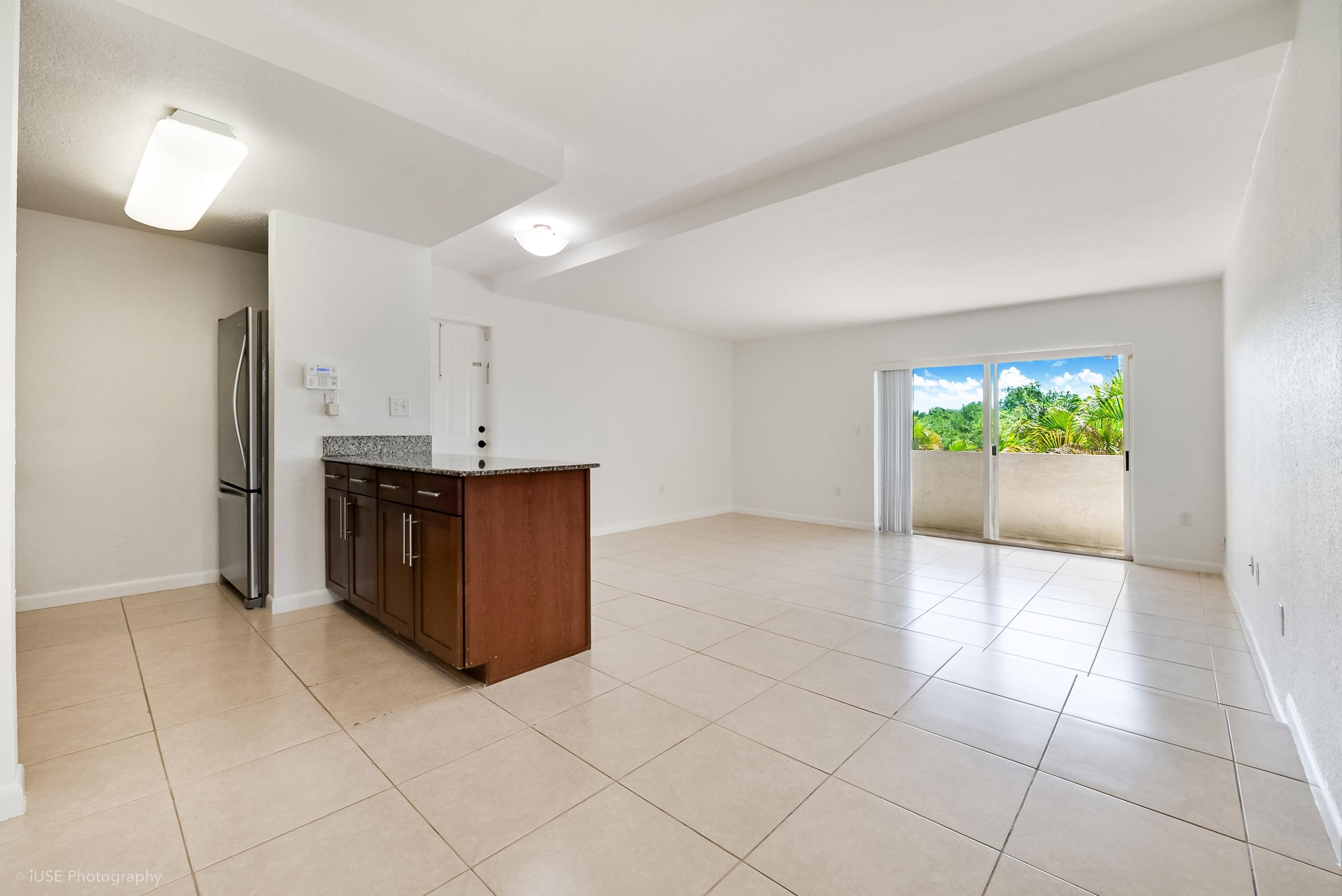 8950 SW 69th Pinecrest, FL 33156