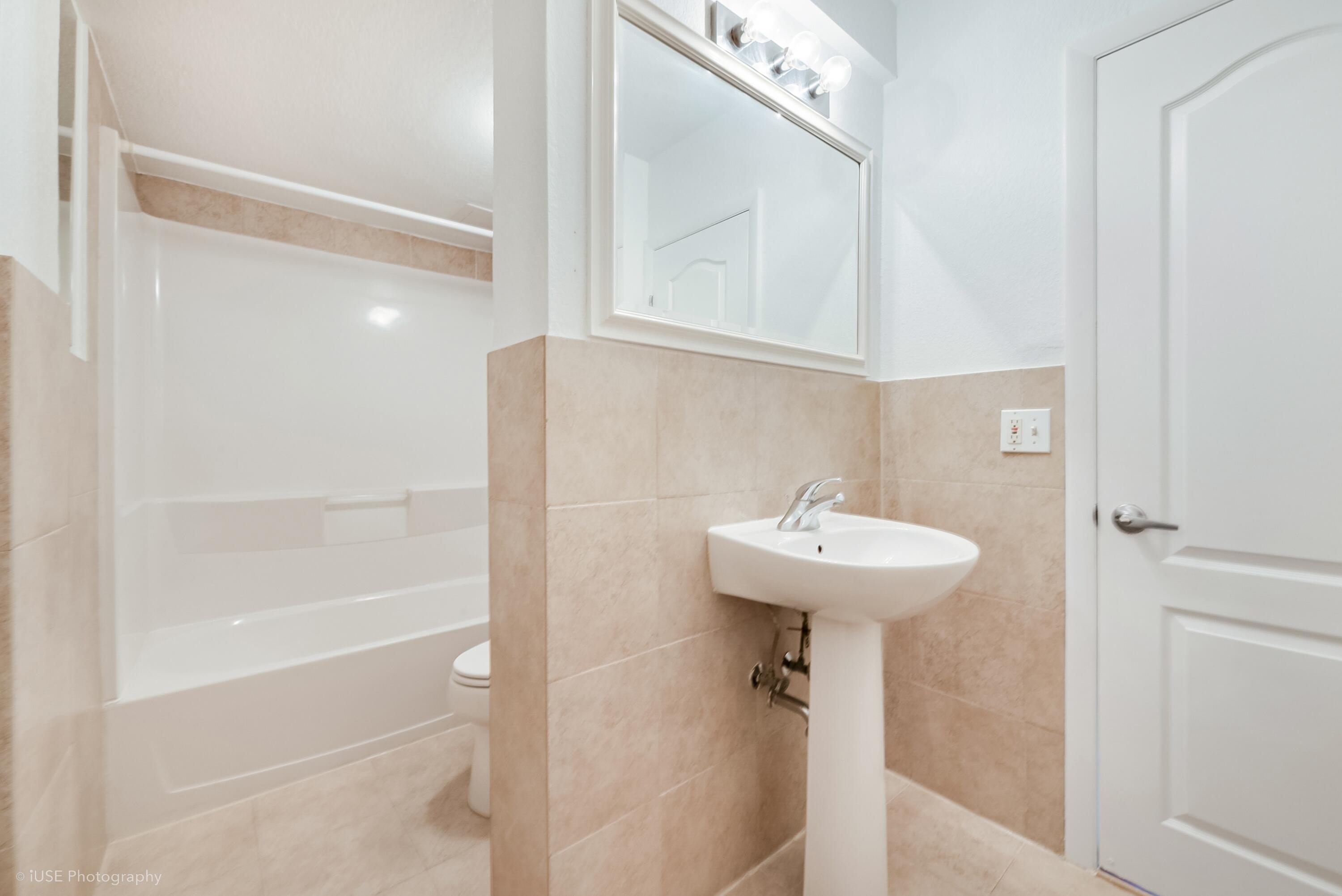 8950 SW 69th Pinecrest, FL 33156