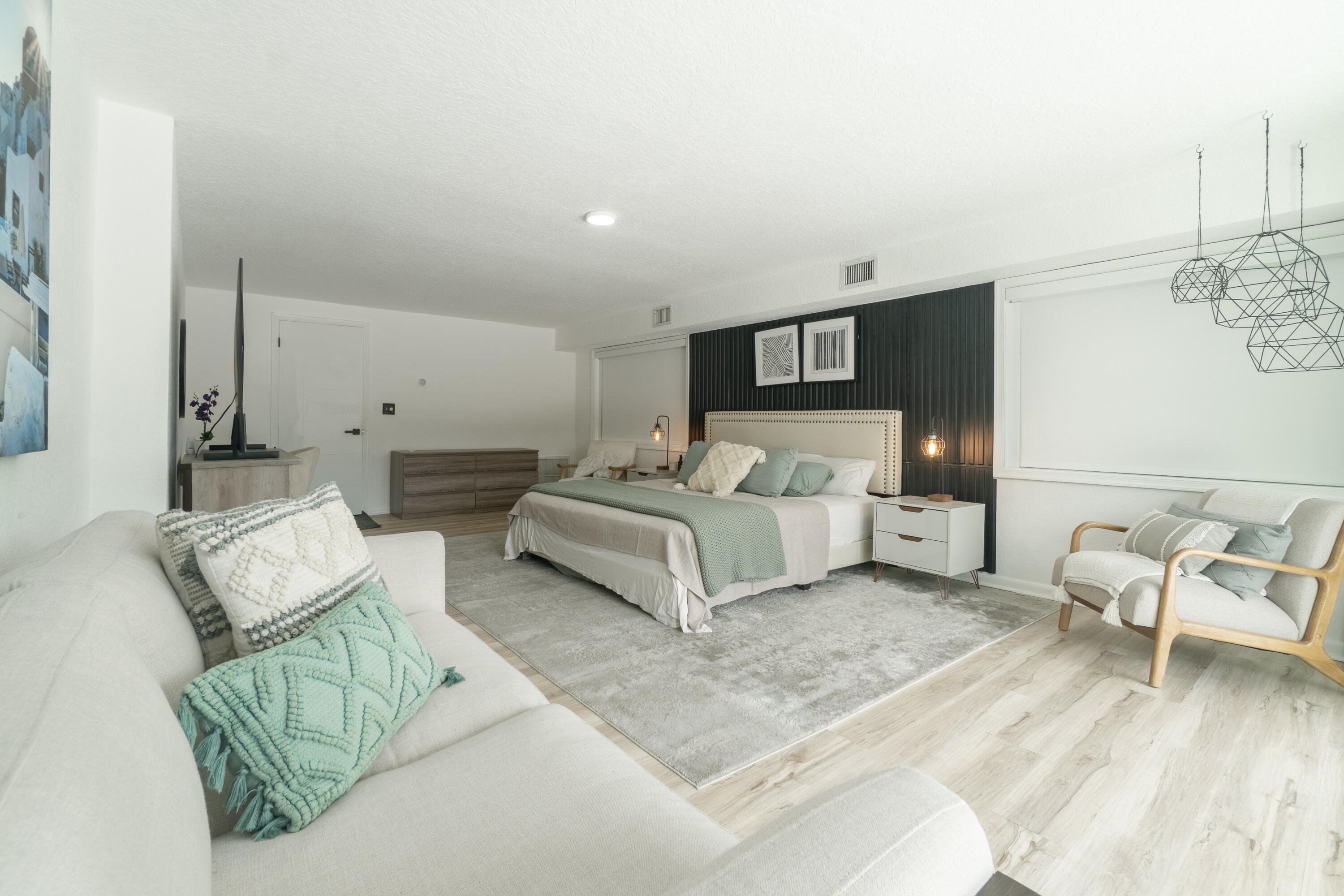 2878 NE 26th Fort Lauderdale, FL 33305