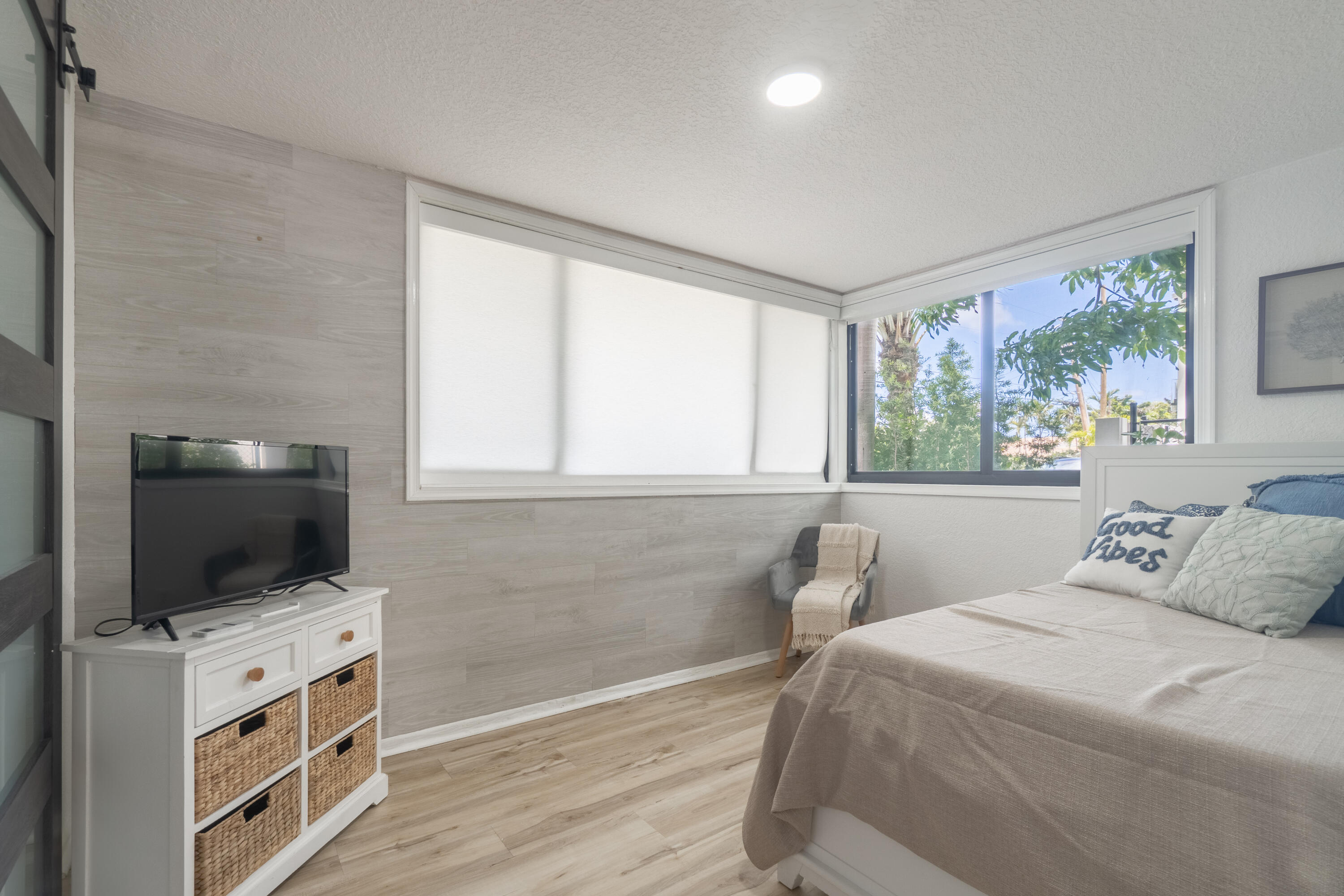 2878 NE 26th Fort Lauderdale, FL 33305