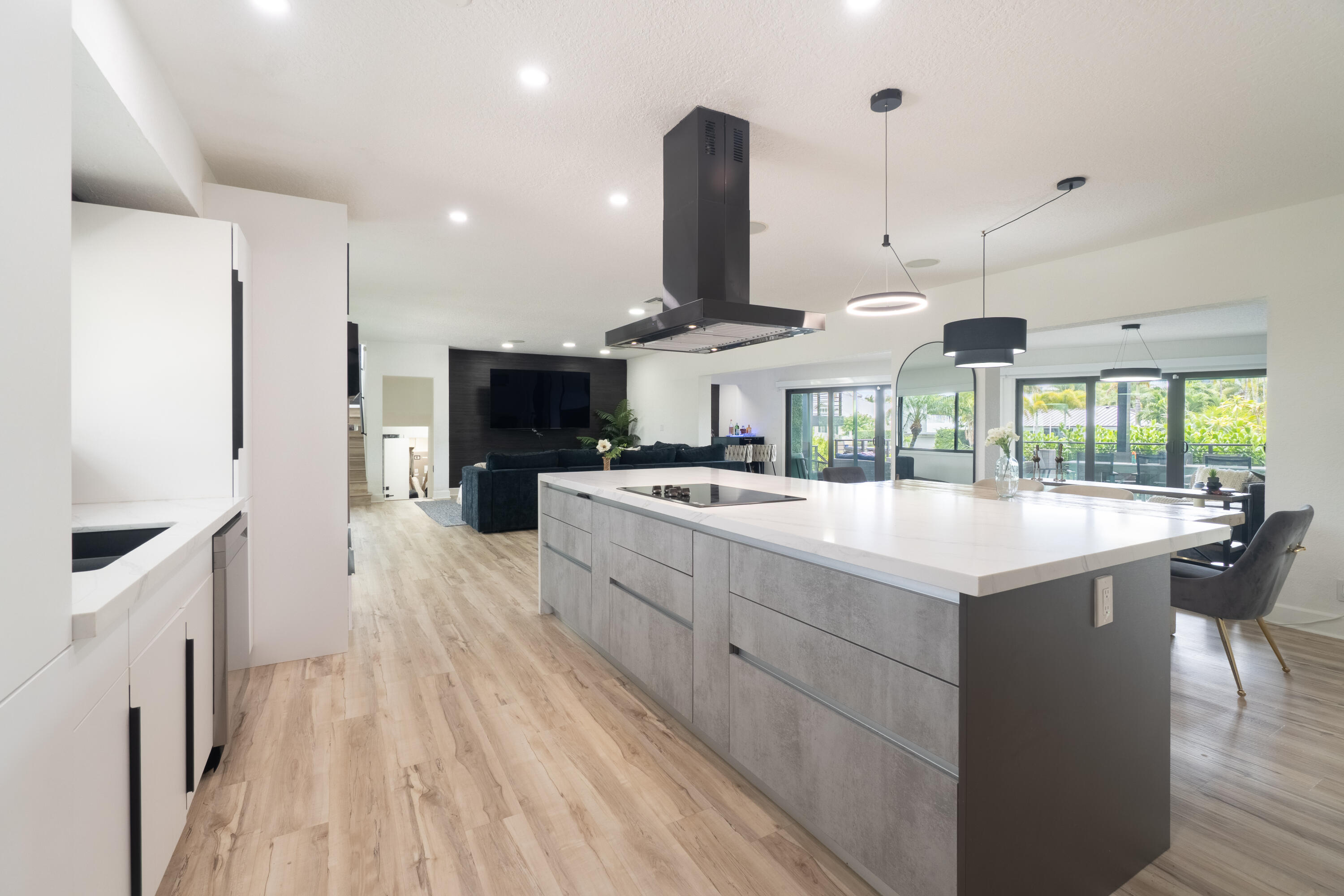 2878 NE 26th Fort Lauderdale, FL 33305