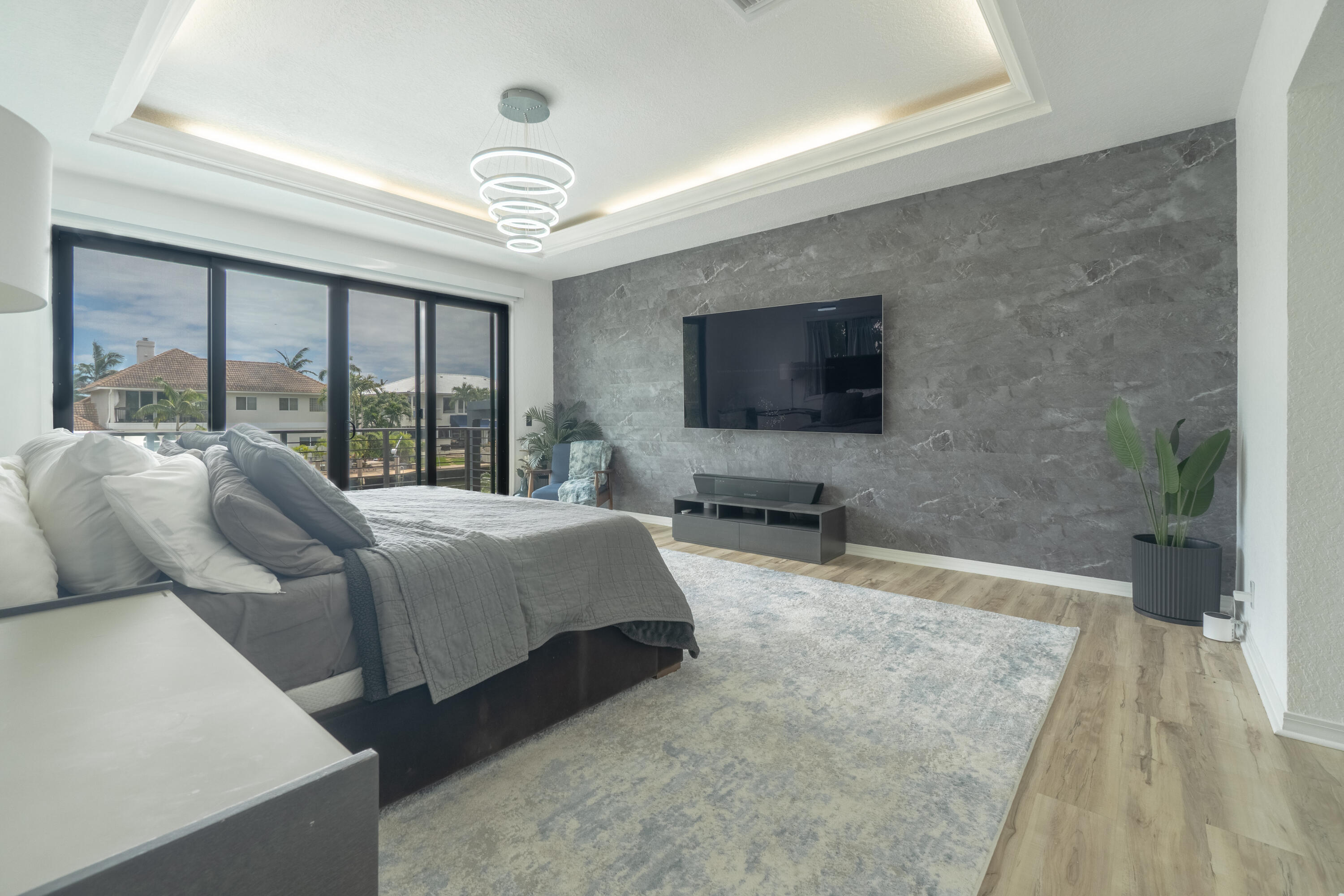 2878 NE 26th Fort Lauderdale, FL 33305