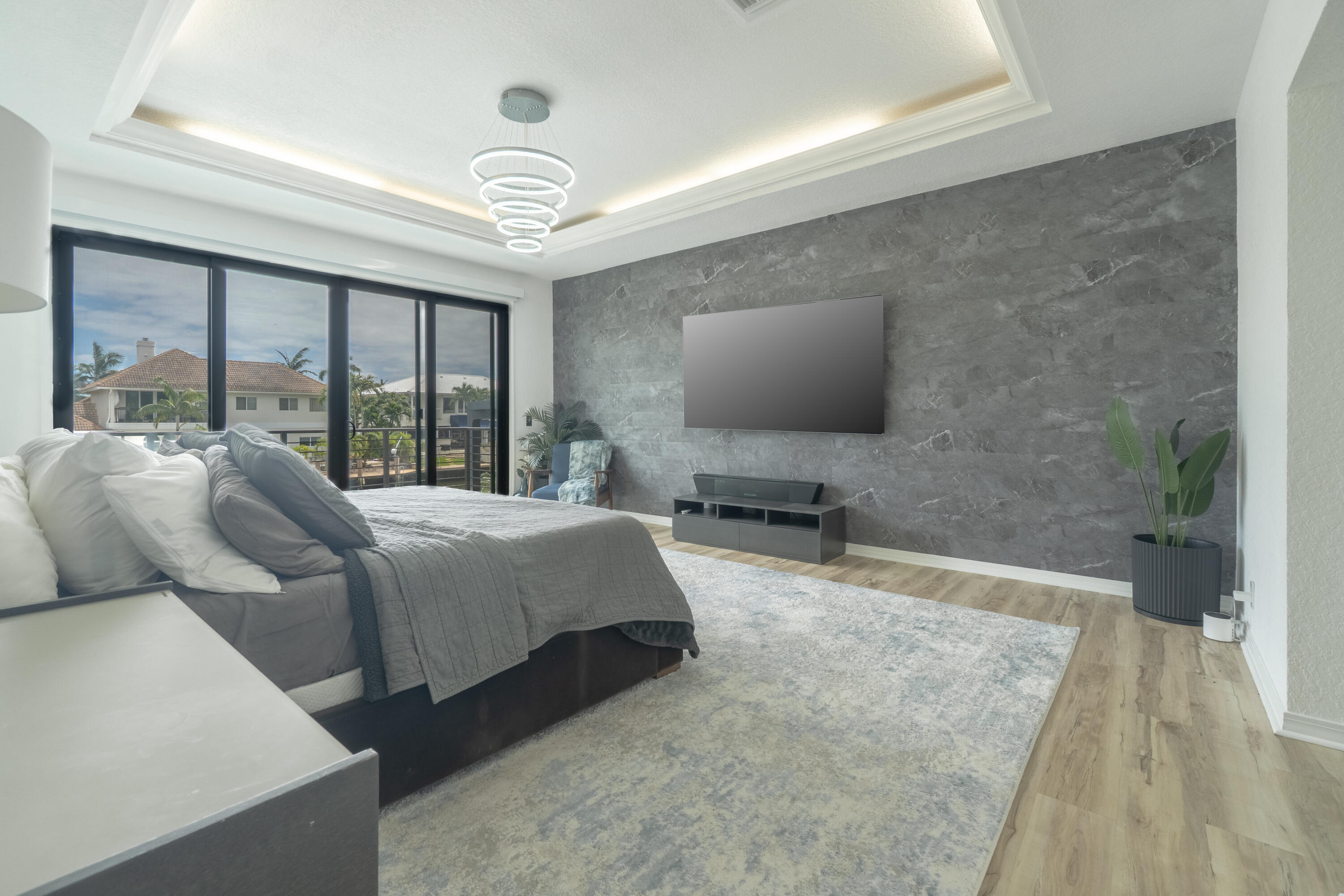 2878 NE 26th Fort Lauderdale, FL 33305