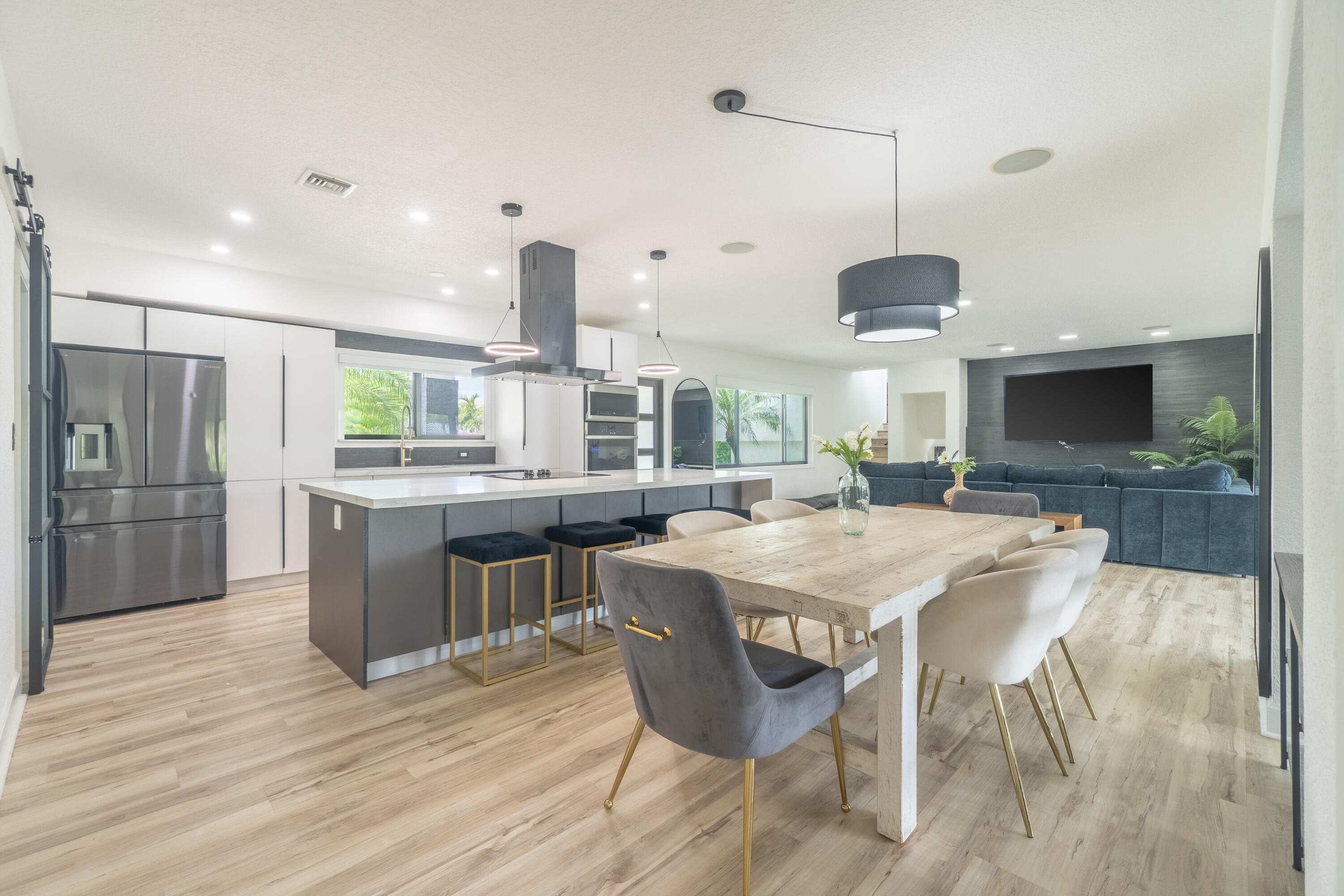 2878 NE 26th Fort Lauderdale, FL 33305