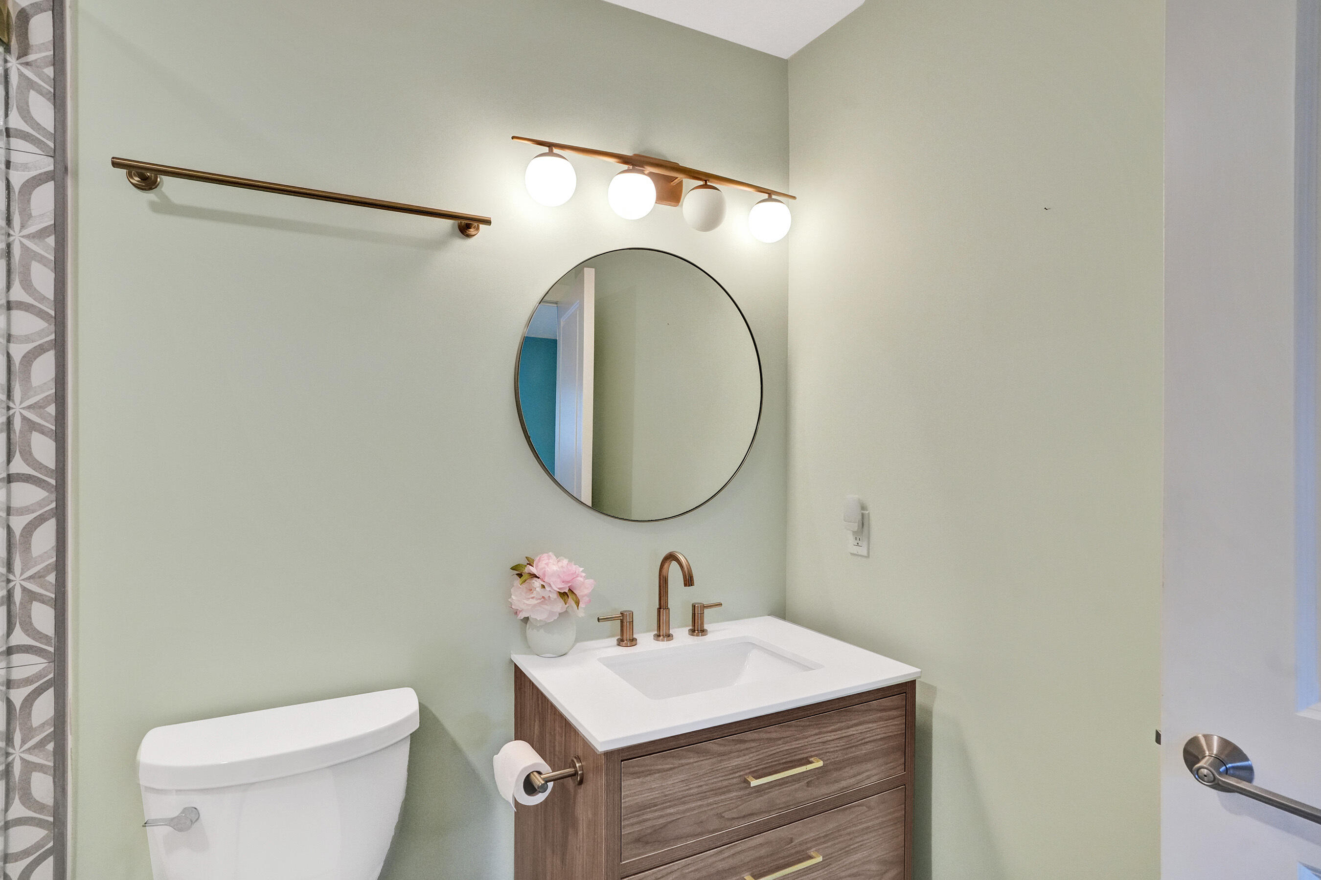 320 SE 5th Pompano Beach, FL 33060