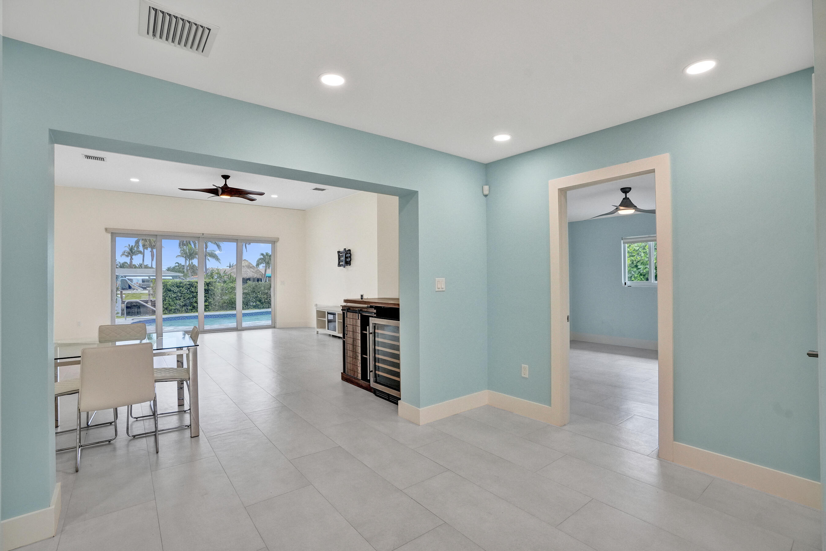 320 SE 5th Pompano Beach, FL 33060
