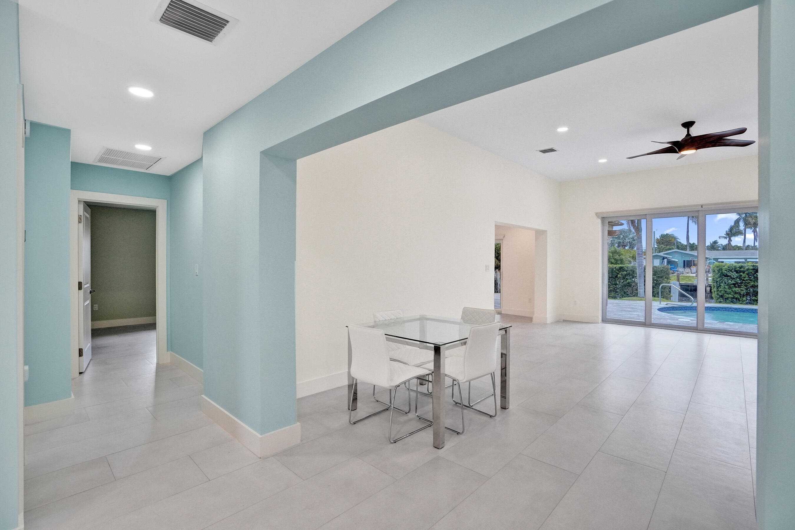320 SE 5th Pompano Beach, FL 33060