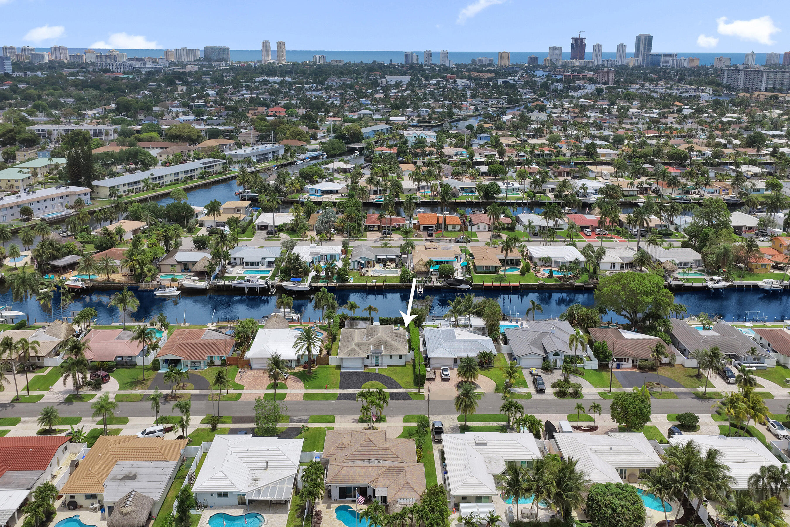 320 SE 5th Pompano Beach, FL 33060