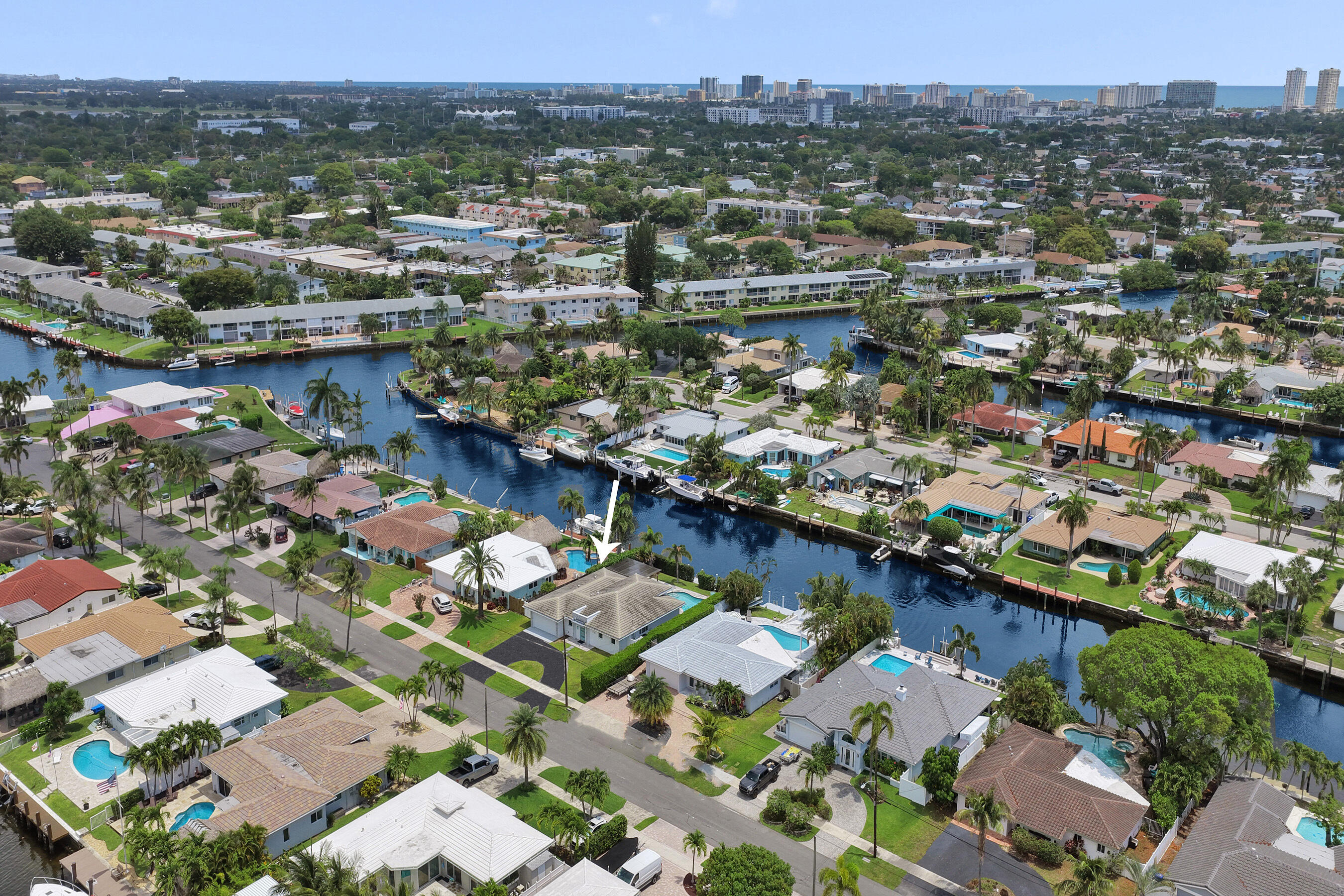 320 SE 5th Pompano Beach, FL 33060