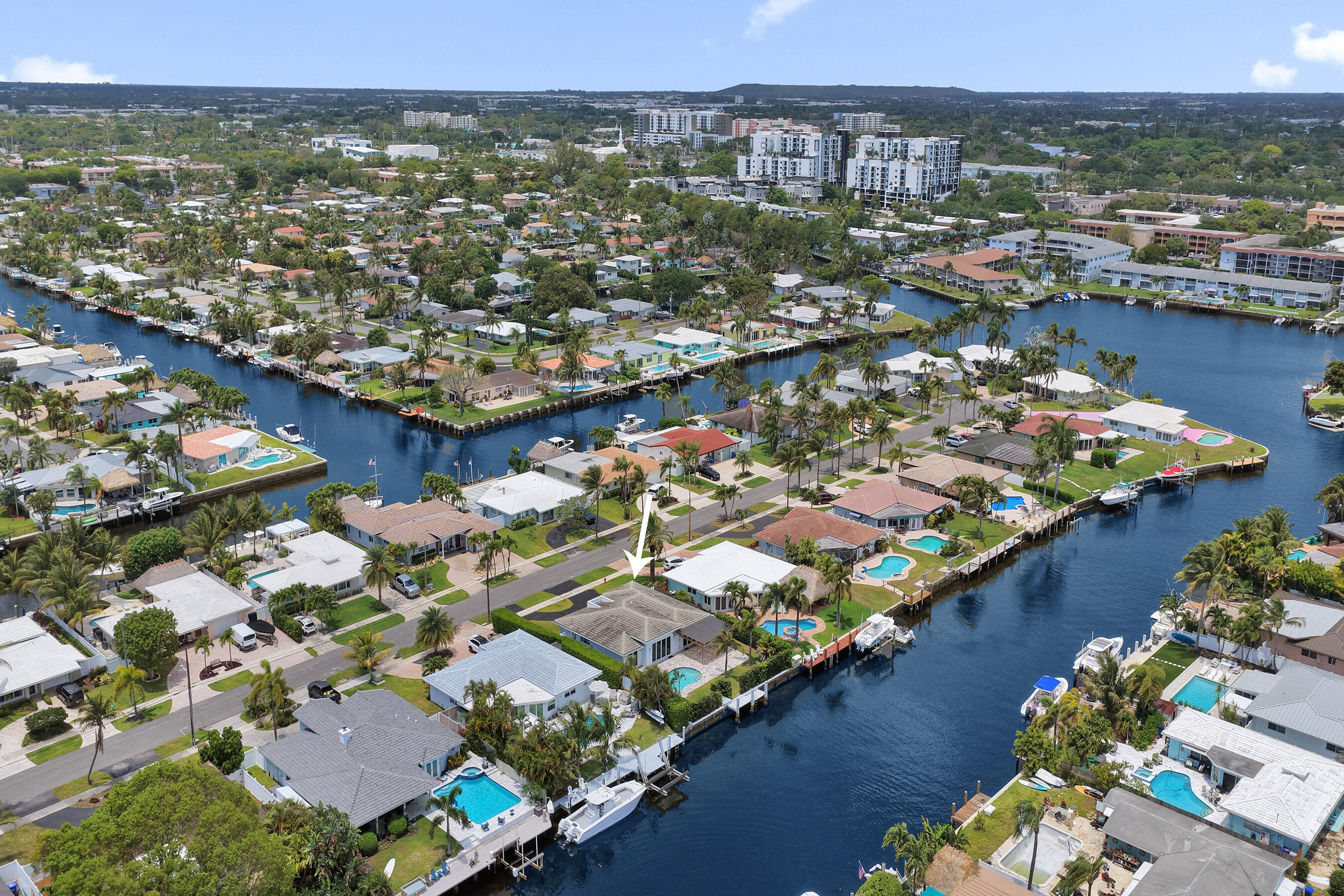 320 SE 5th Pompano Beach, FL 33060