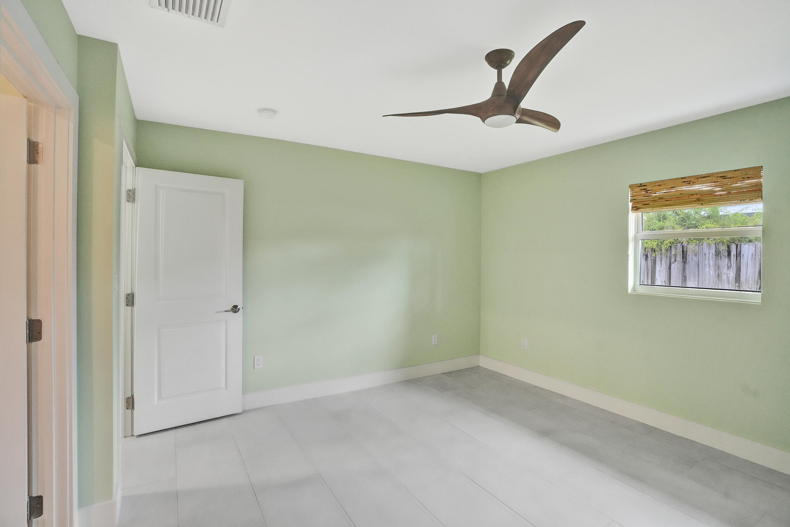 320 SE 5th Pompano Beach, FL 33060