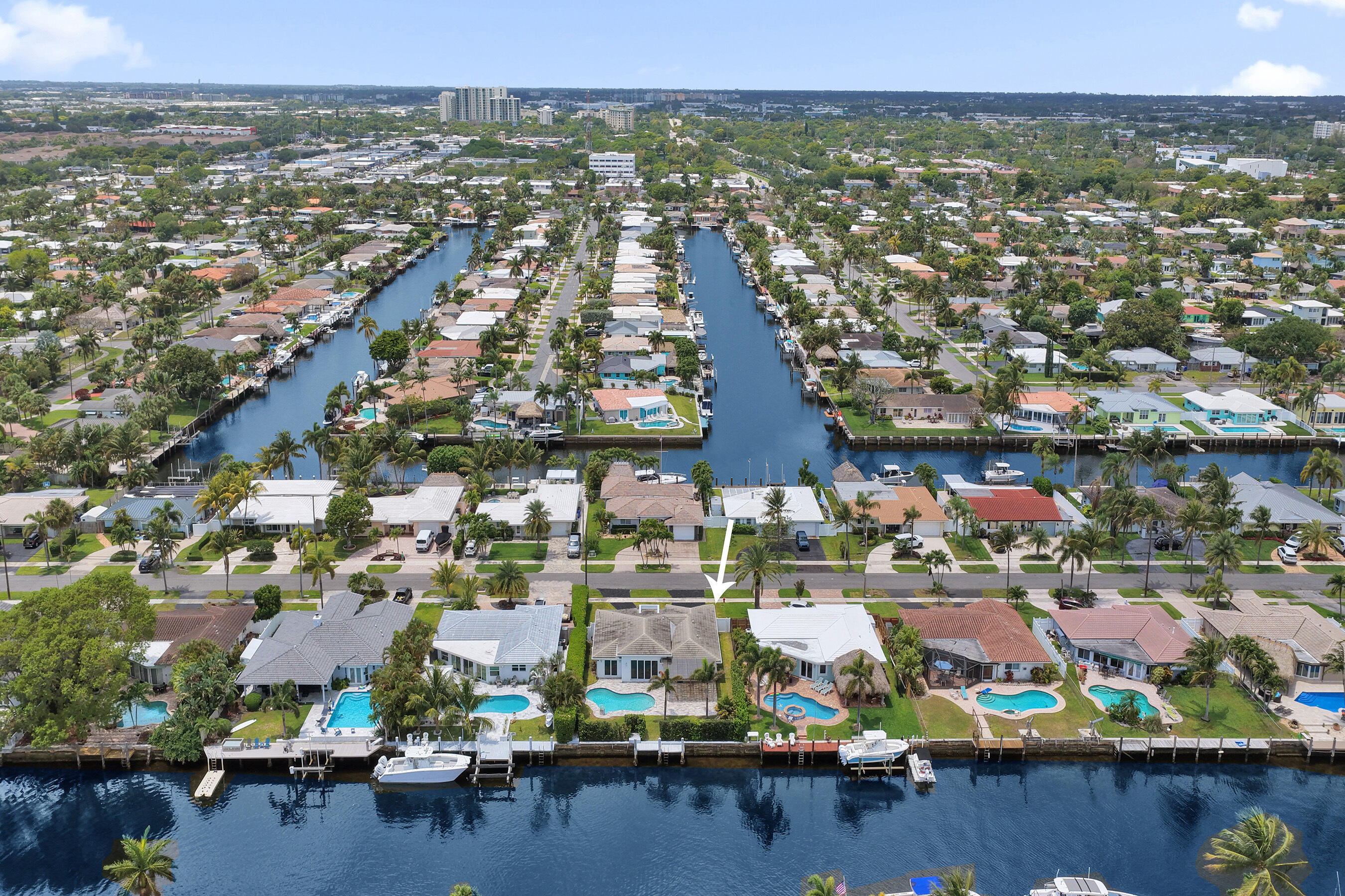 320 SE 5th Pompano Beach, FL 33060