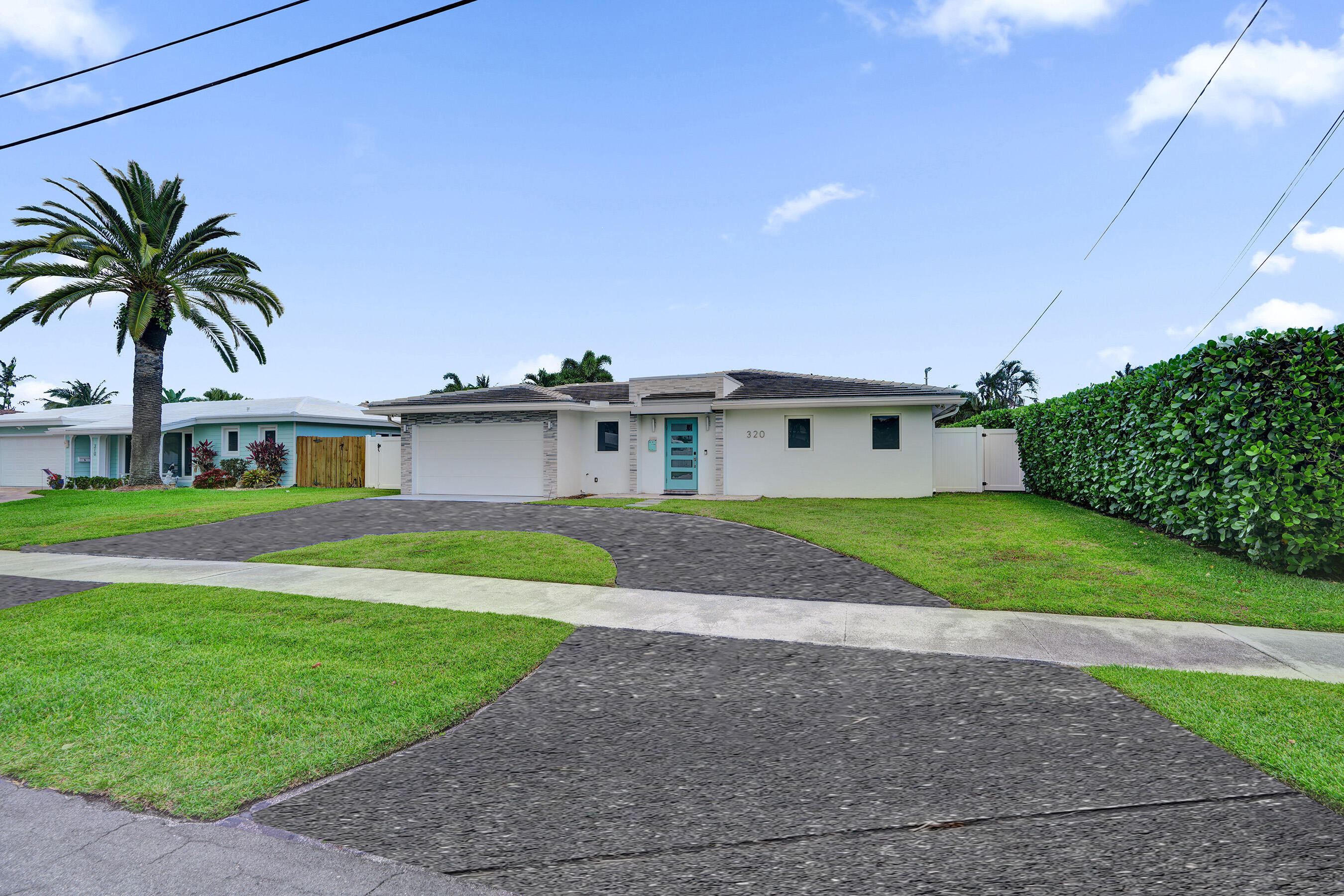 320 SE 5th Pompano Beach, FL 33060