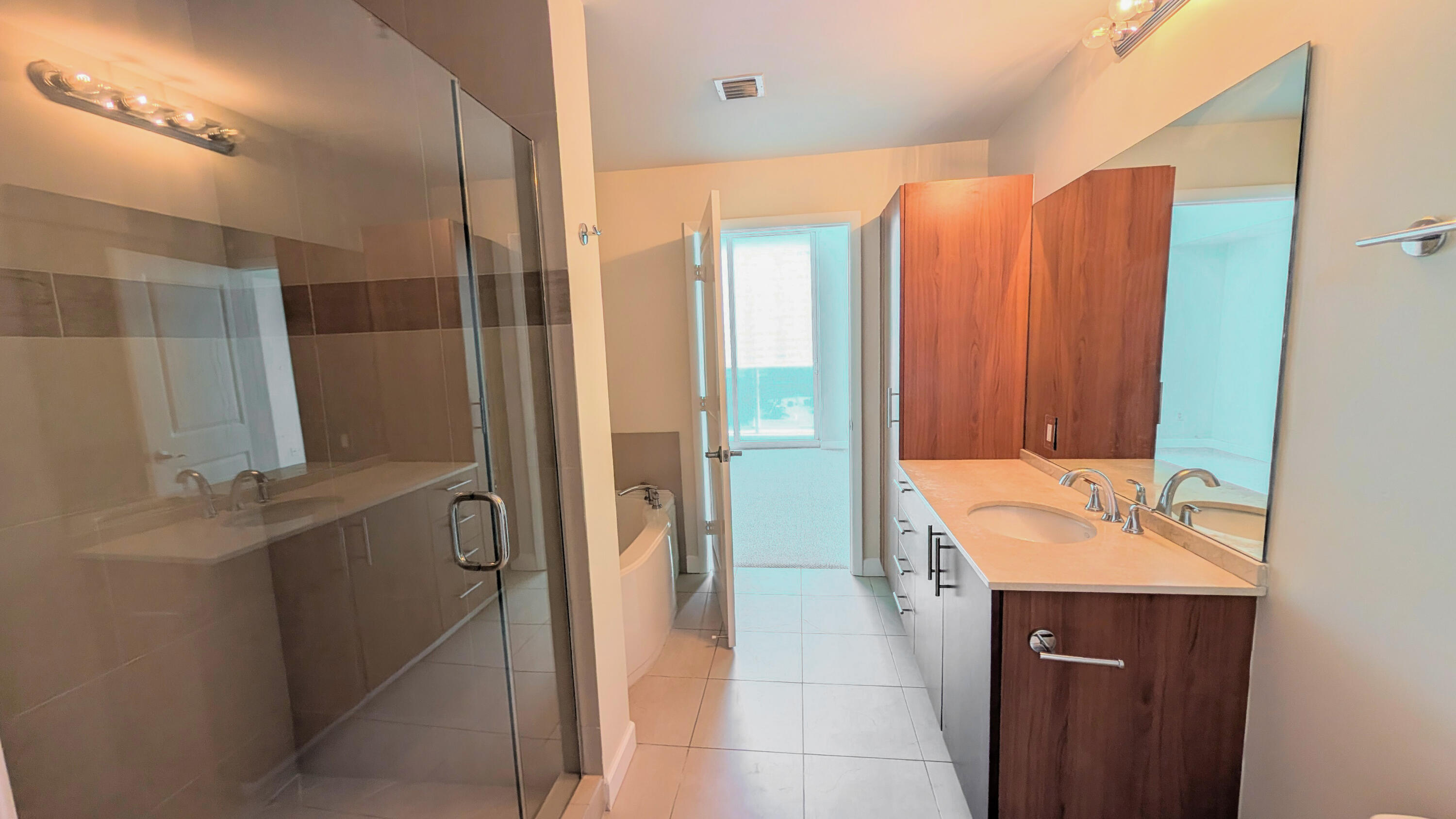 1945 S Ocean #701 Hallandale Beach, FL 33009