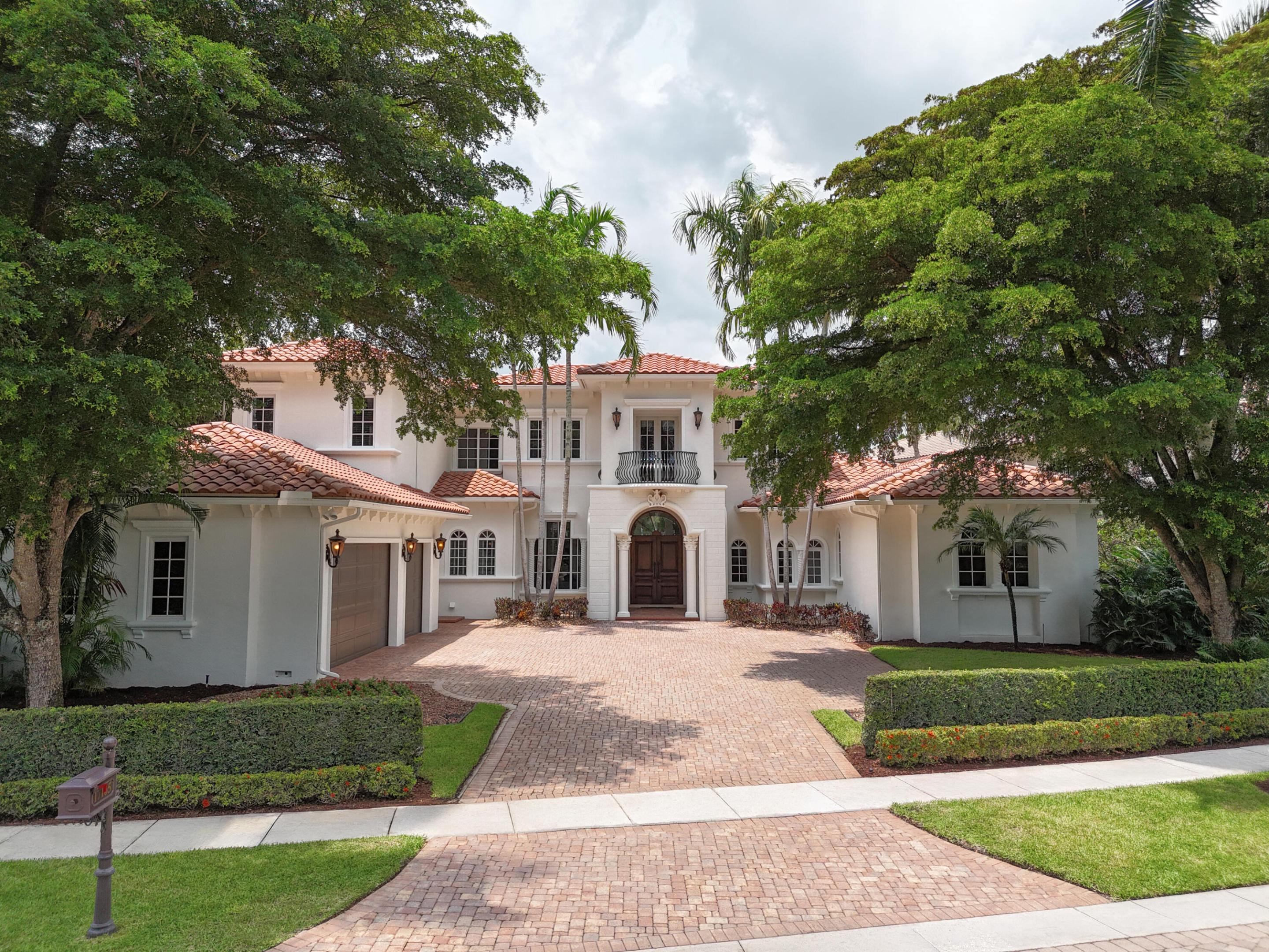 17165 Ave Le Rivage