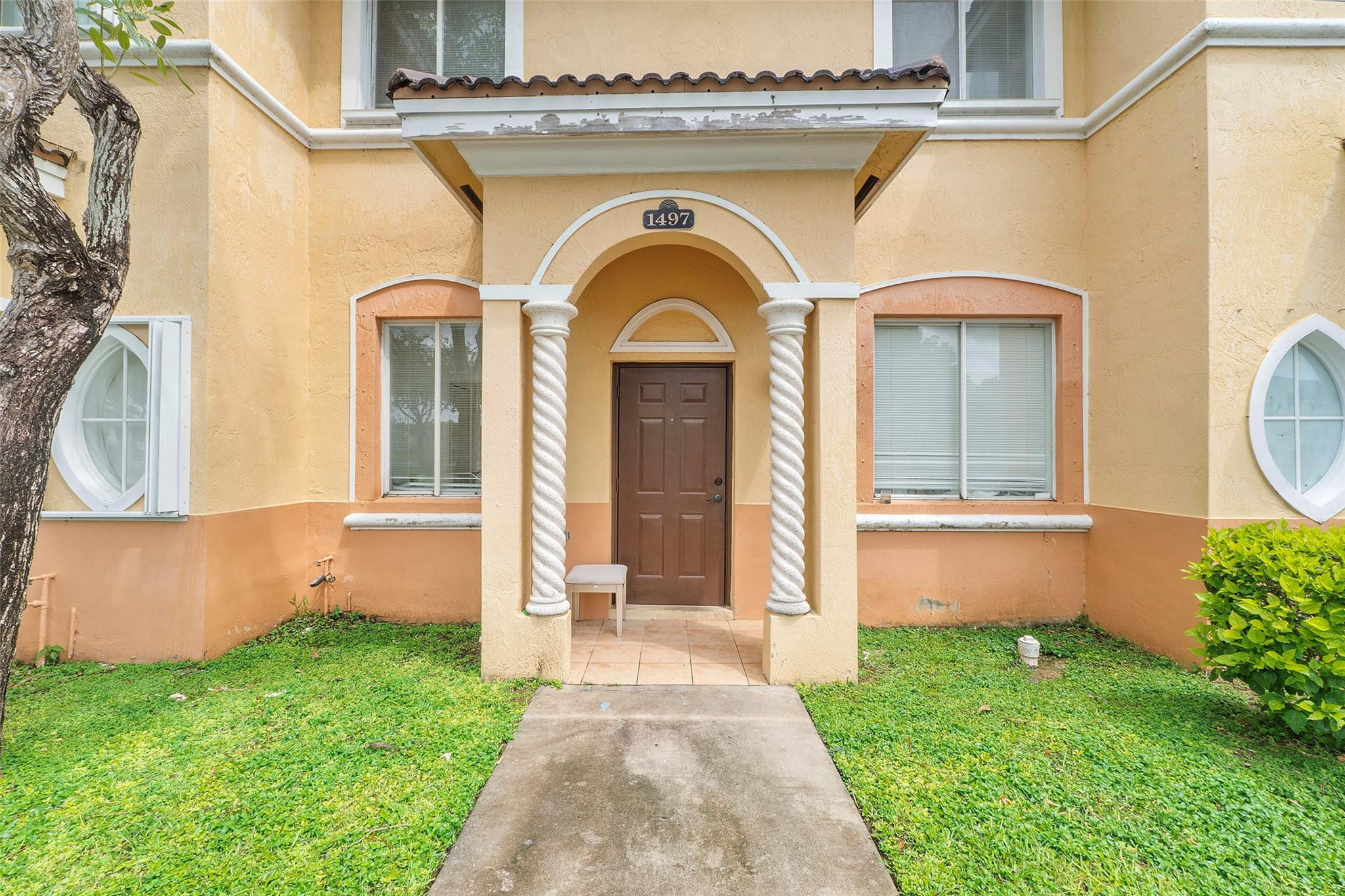 1497 SE 27th #320