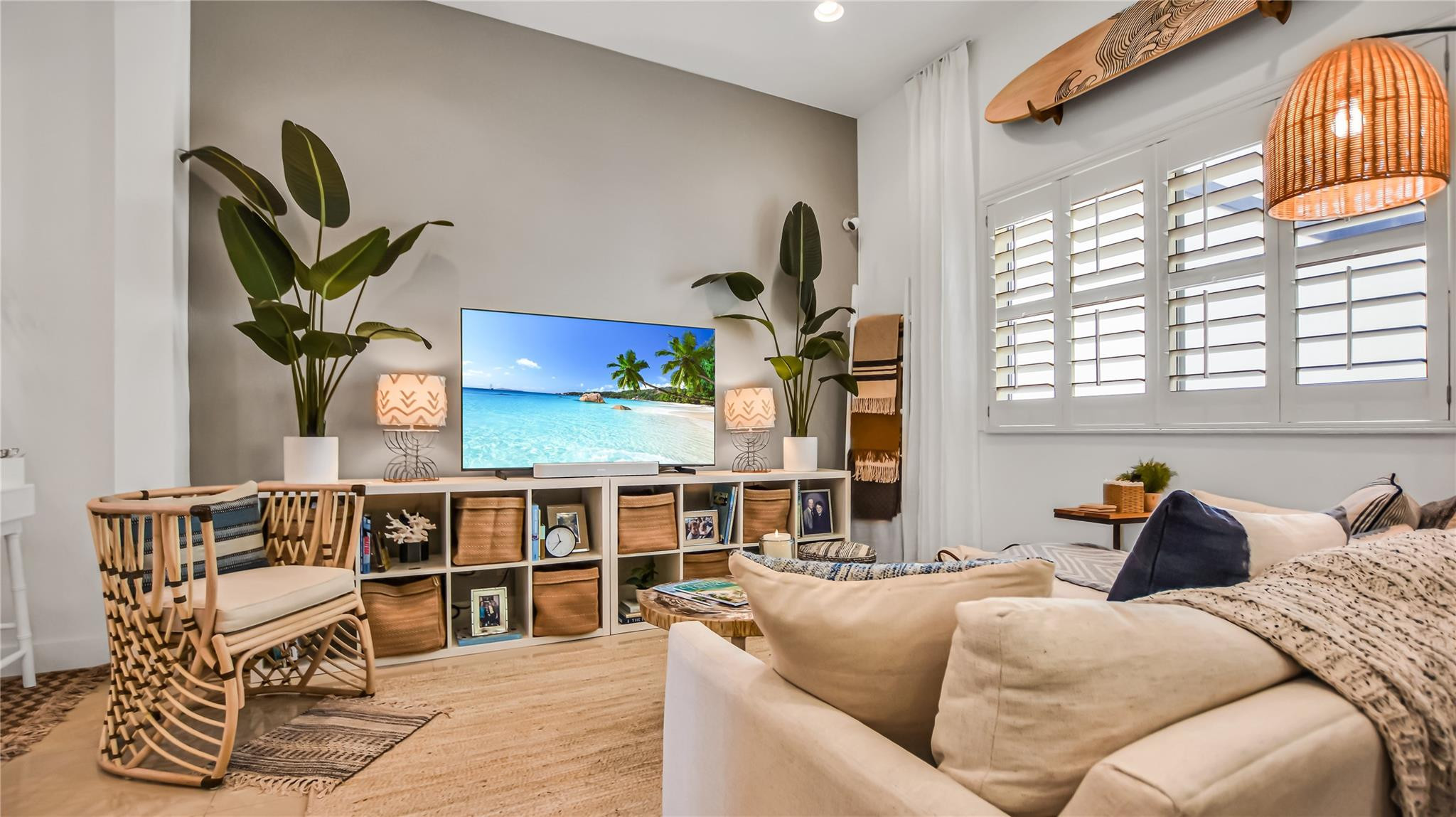 816 NE 7th Fort Lauderdale, FL 33304