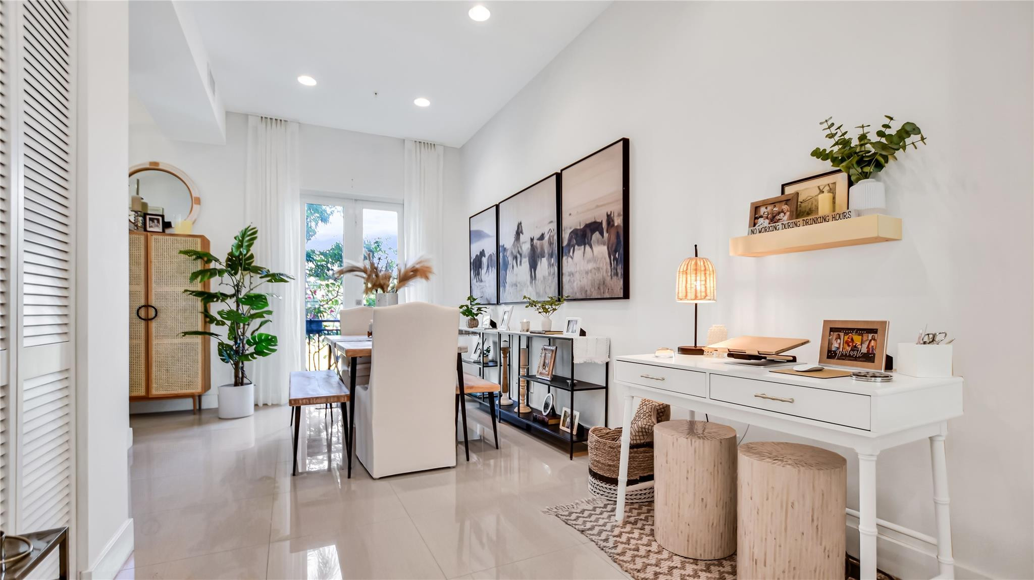 816 NE 7th Fort Lauderdale, FL 33304