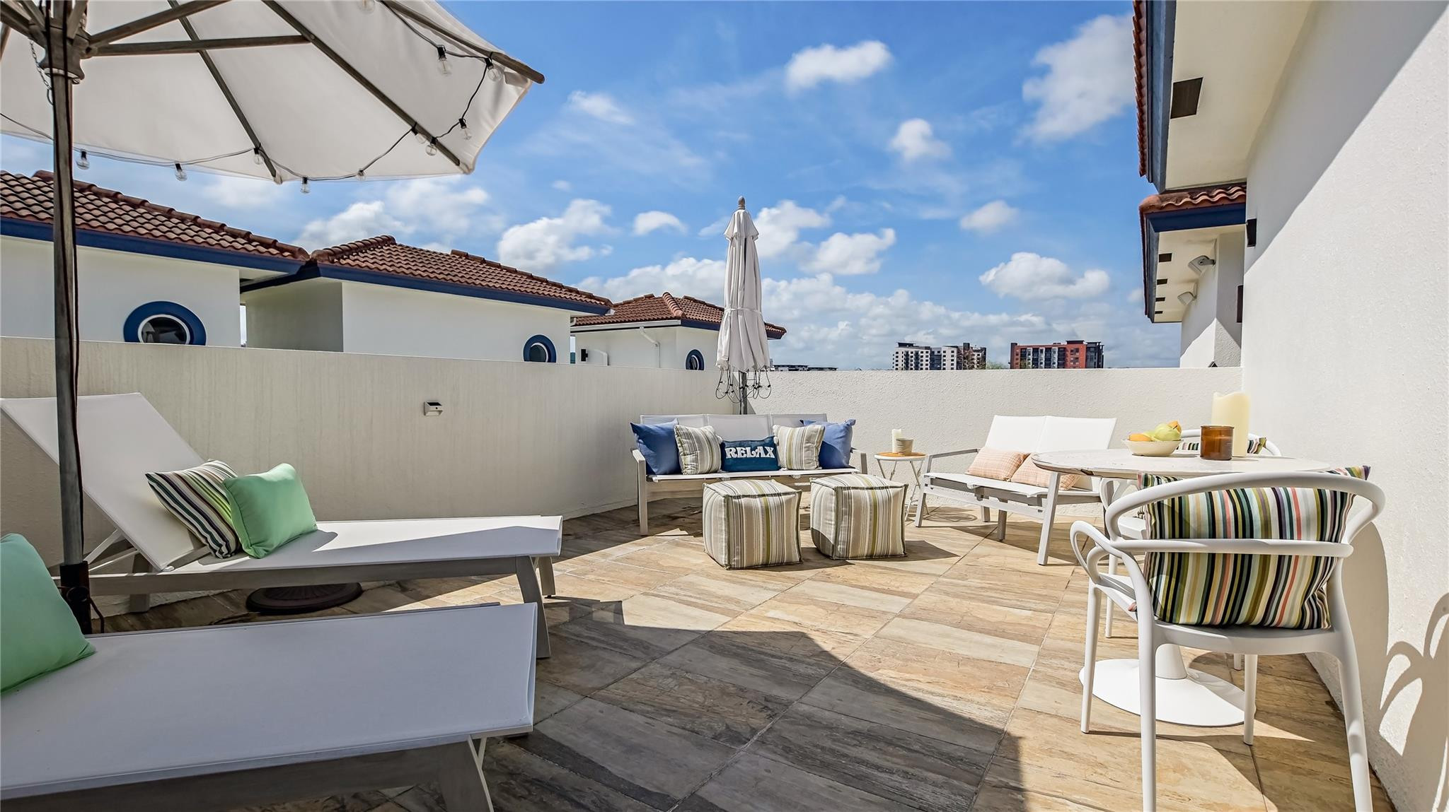 816 NE 7th Fort Lauderdale, FL 33304