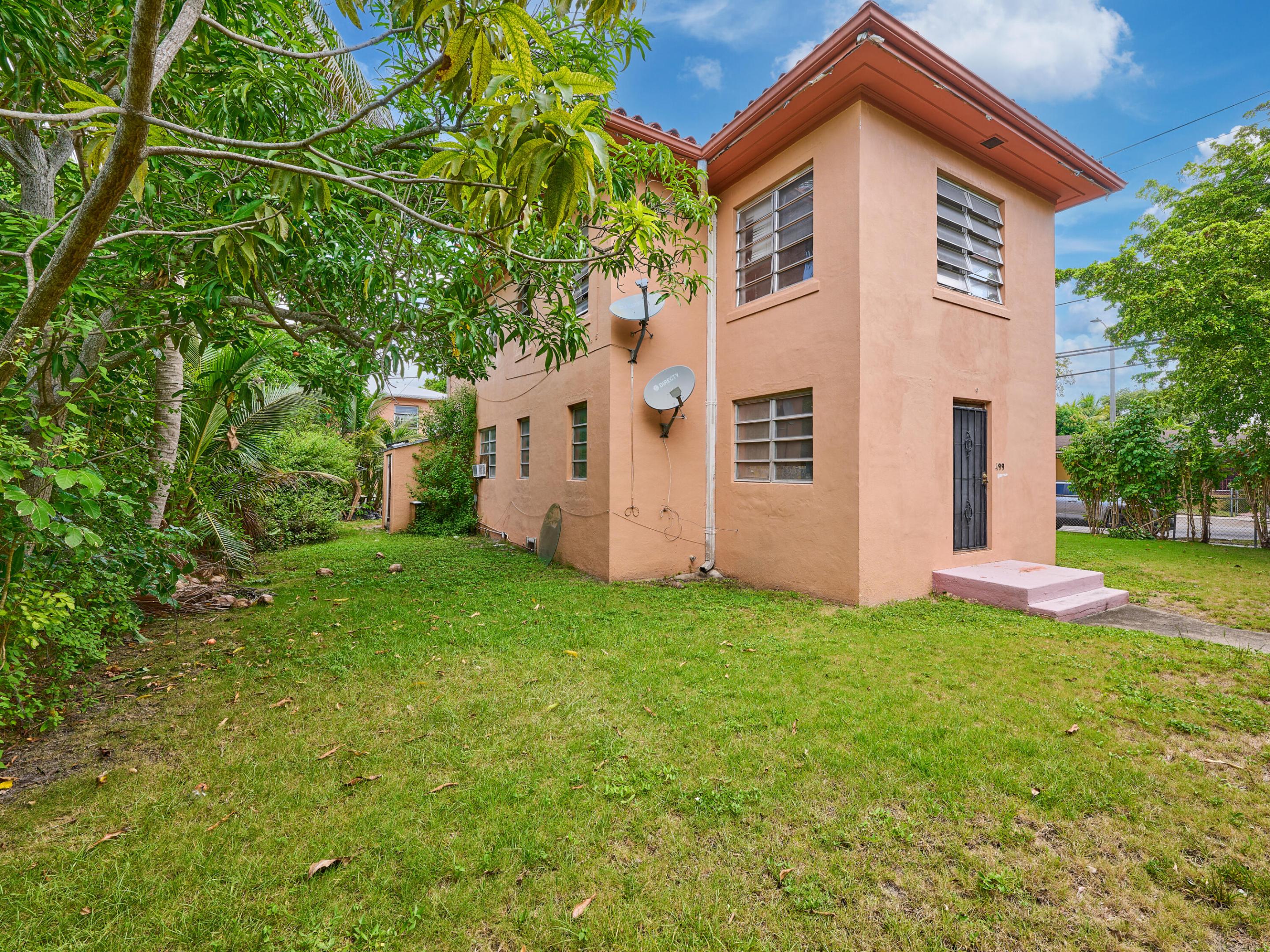 499 NE 64th Miami, FL 33138