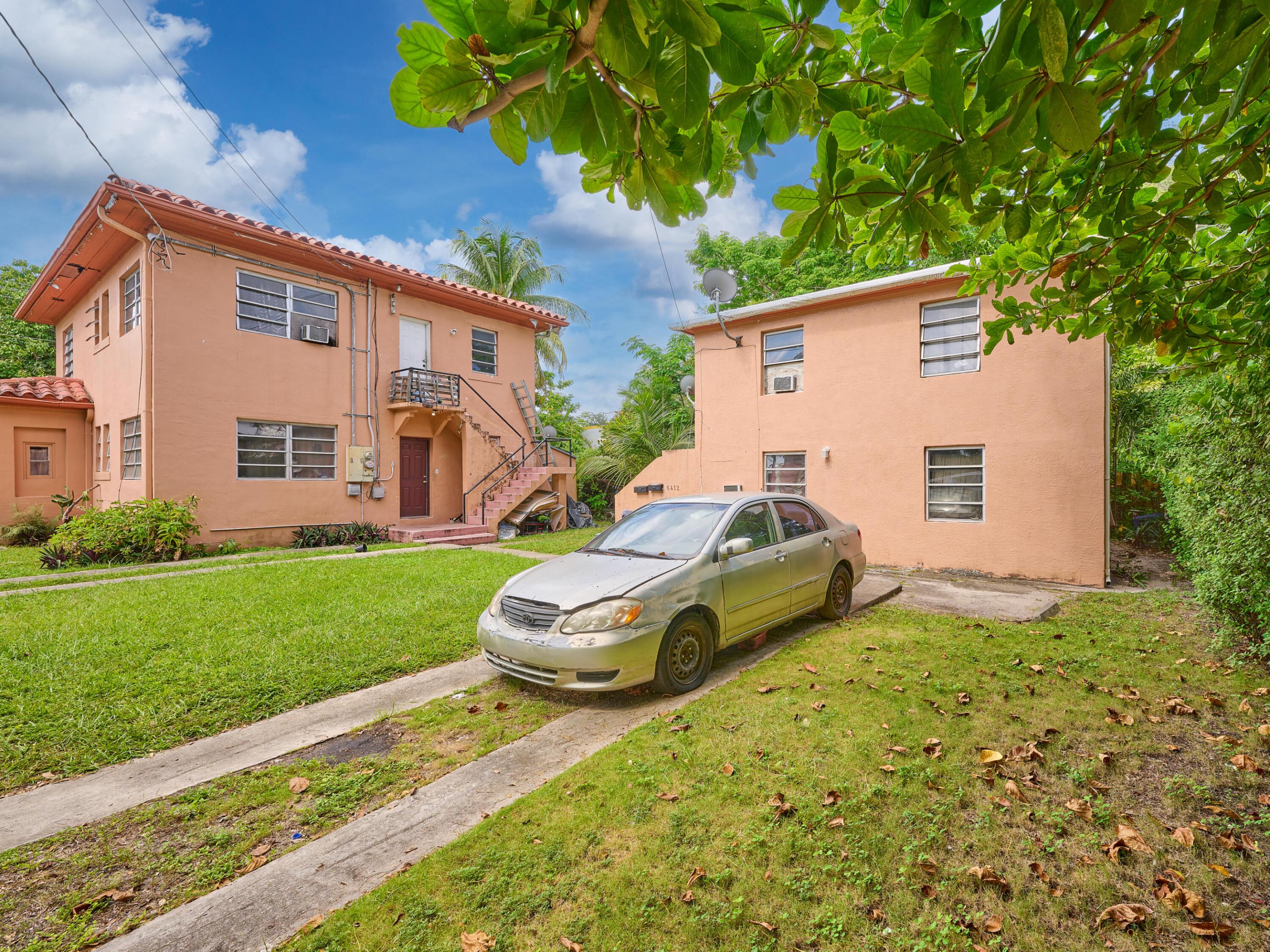 499 NE 64th Miami, FL 33138