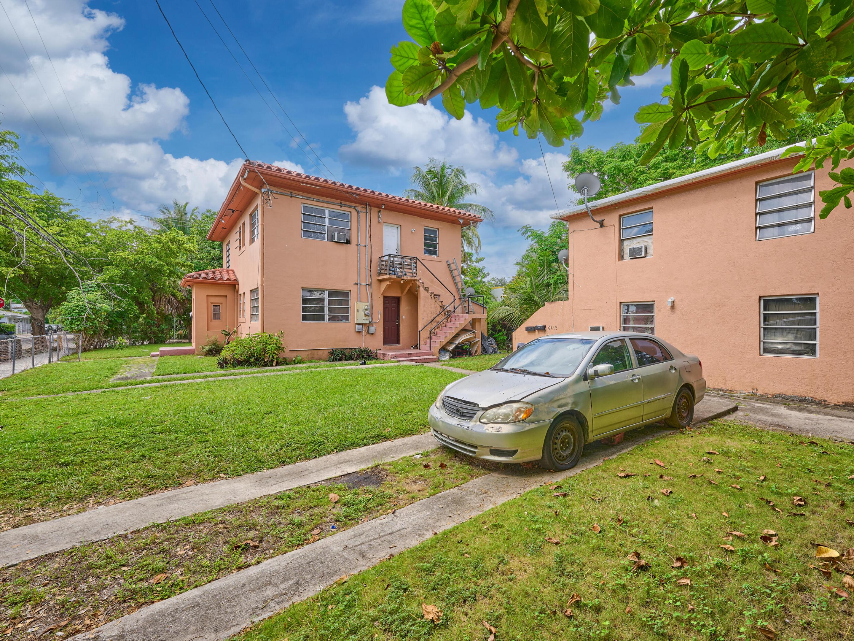 499 NE 64th Miami, FL 33138