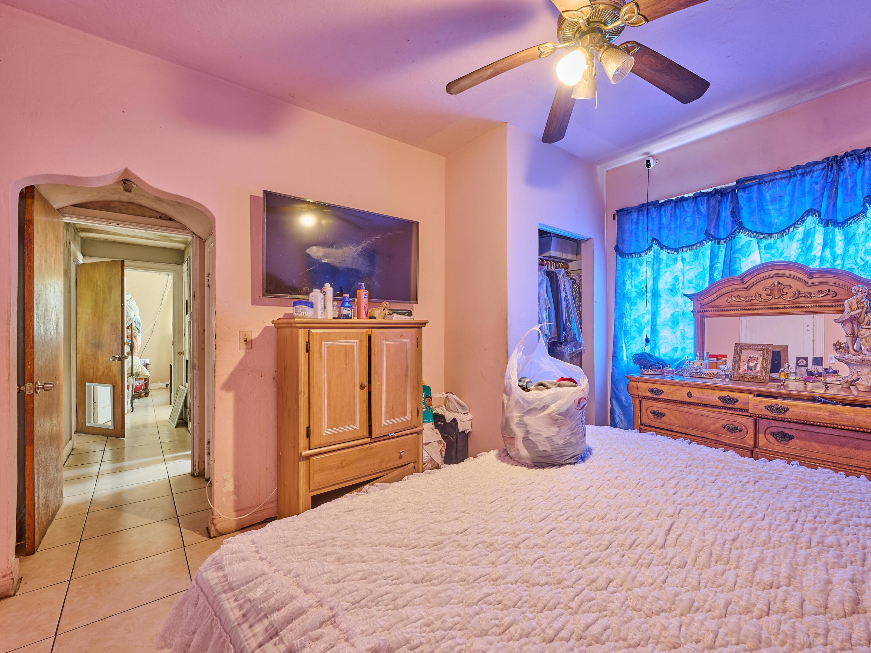499 NE 64th Miami, FL 33138