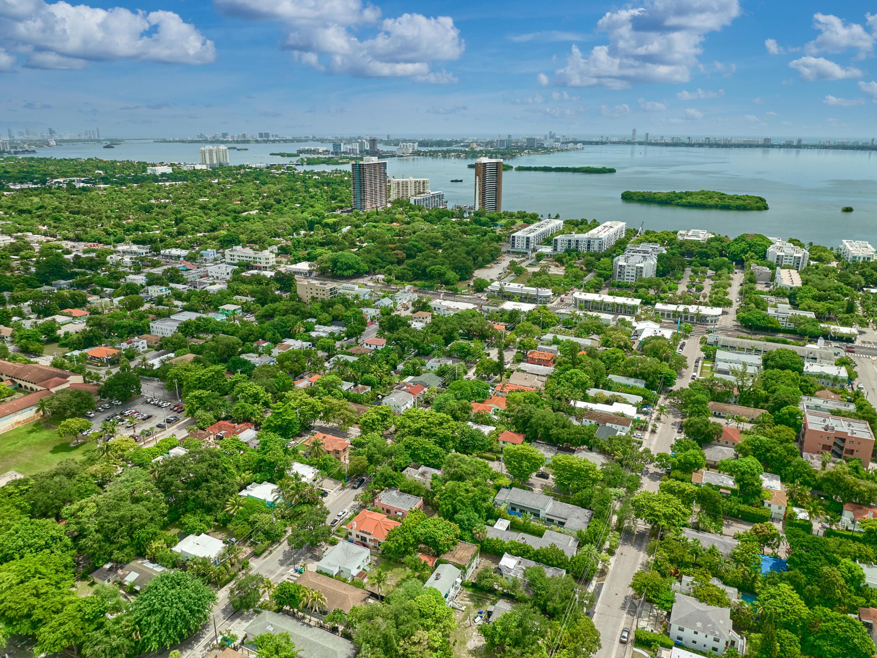 499 NE 64th Miami, FL 33138