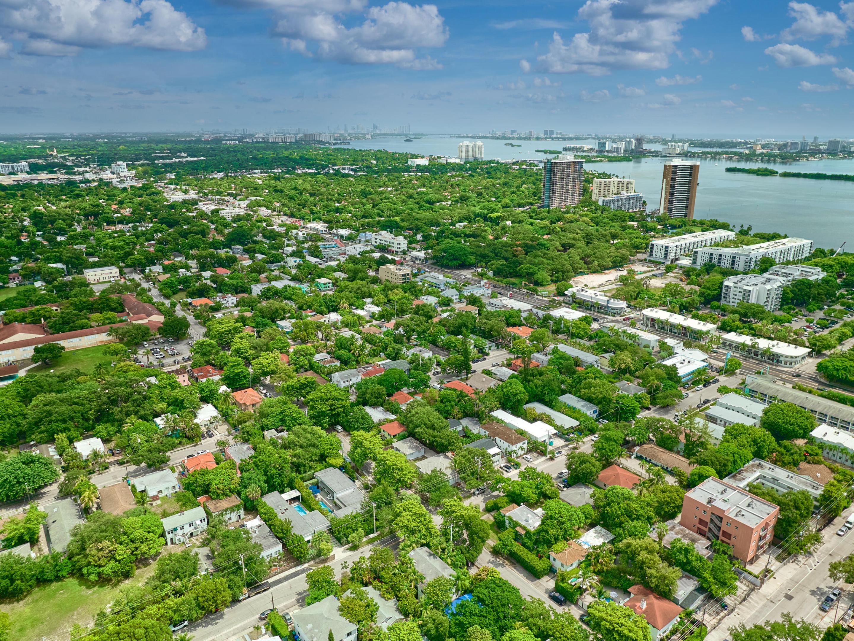 499 NE 64th Miami, FL 33138