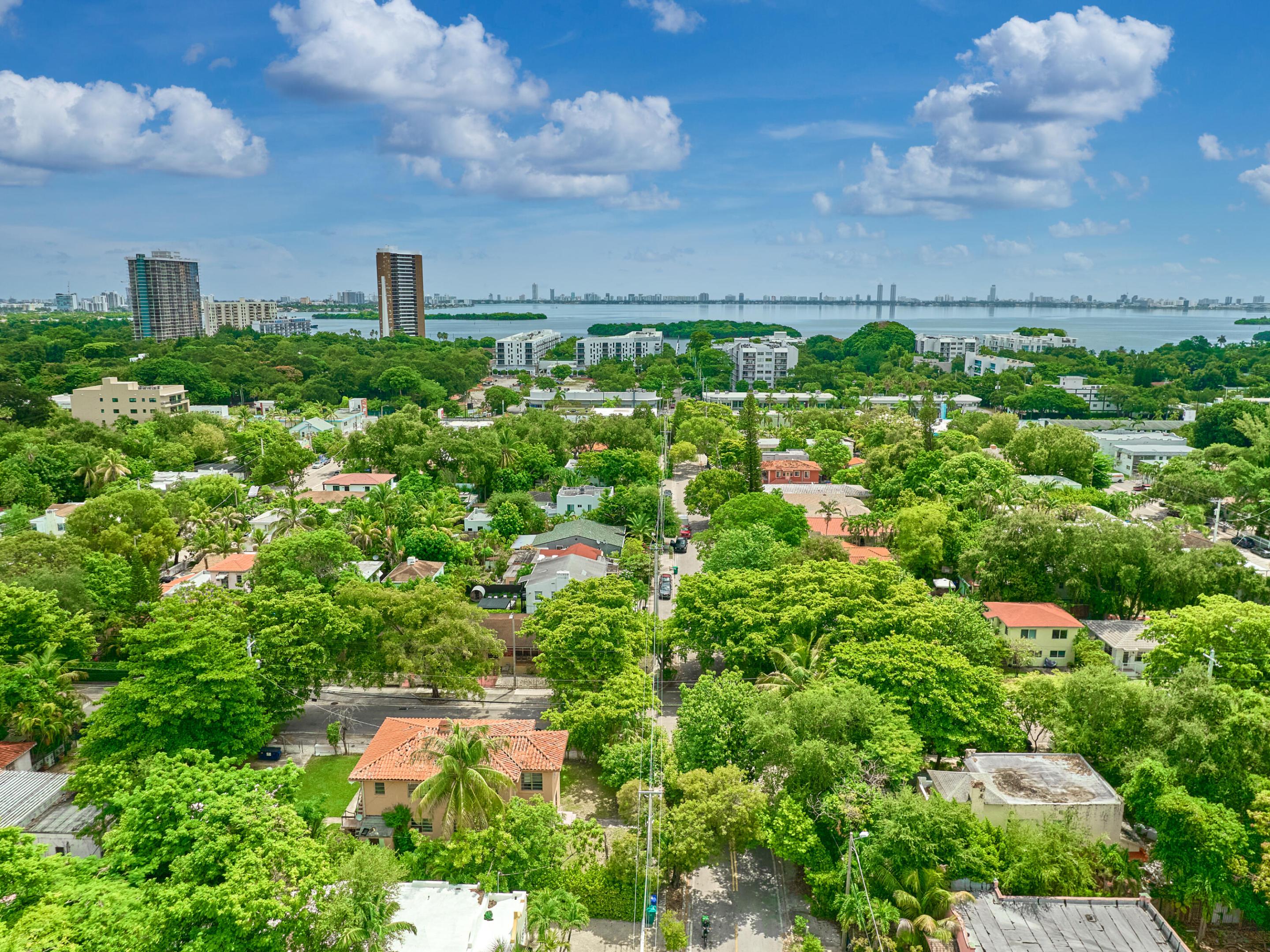 499 NE 64th Miami, FL 33138