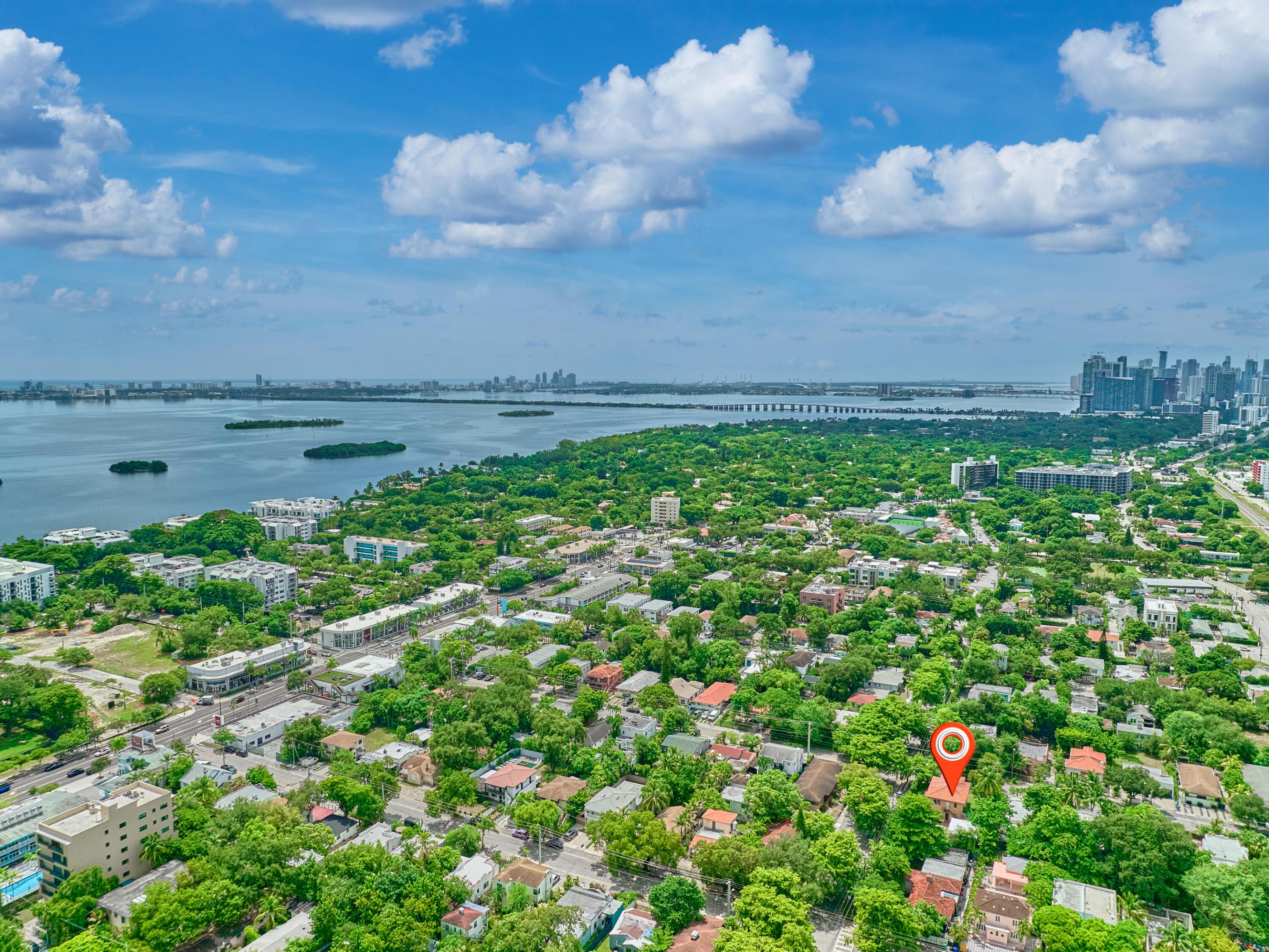 499 NE 64th Miami, FL 33138