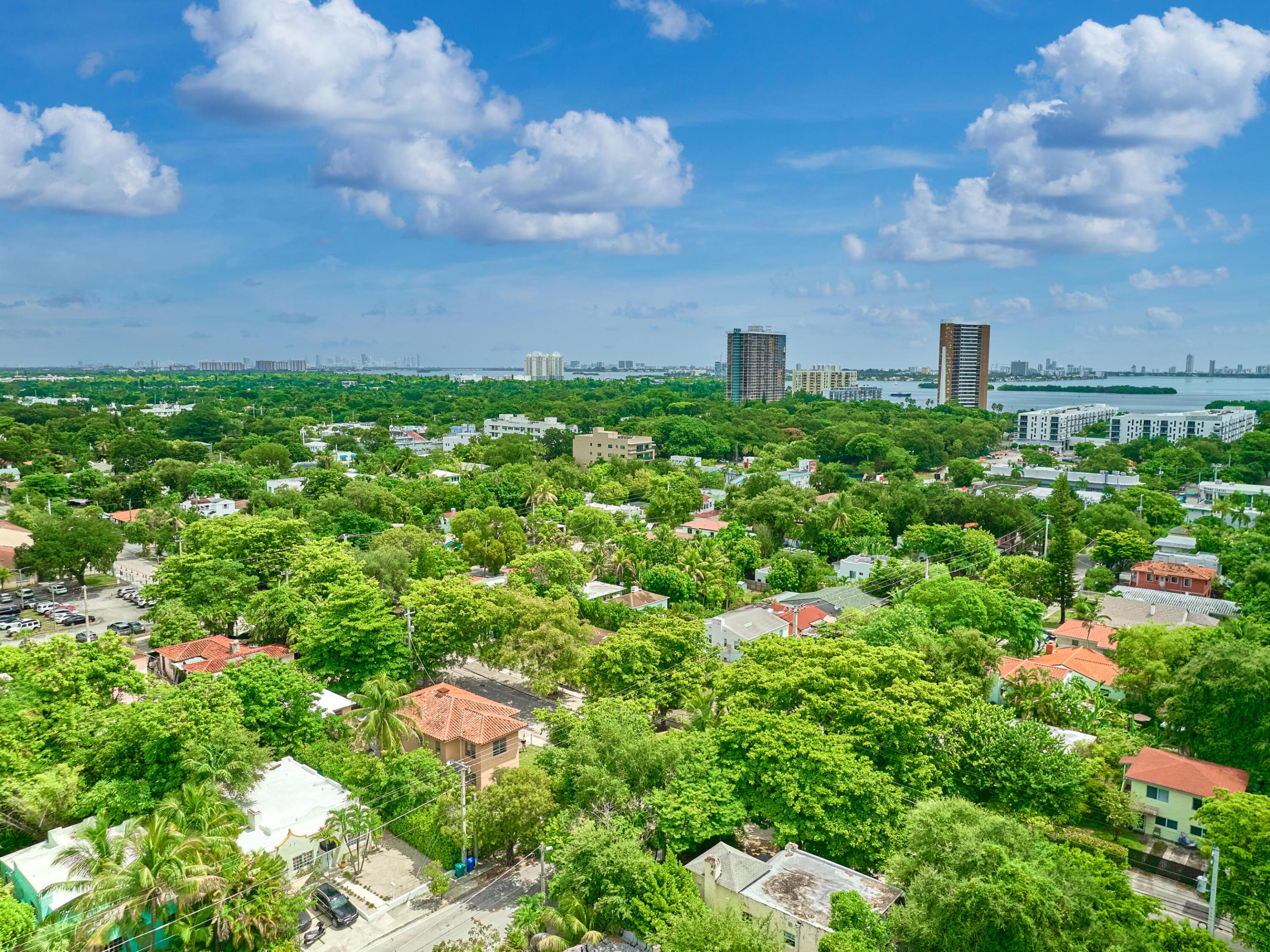 499 NE 64th Miami, FL 33138