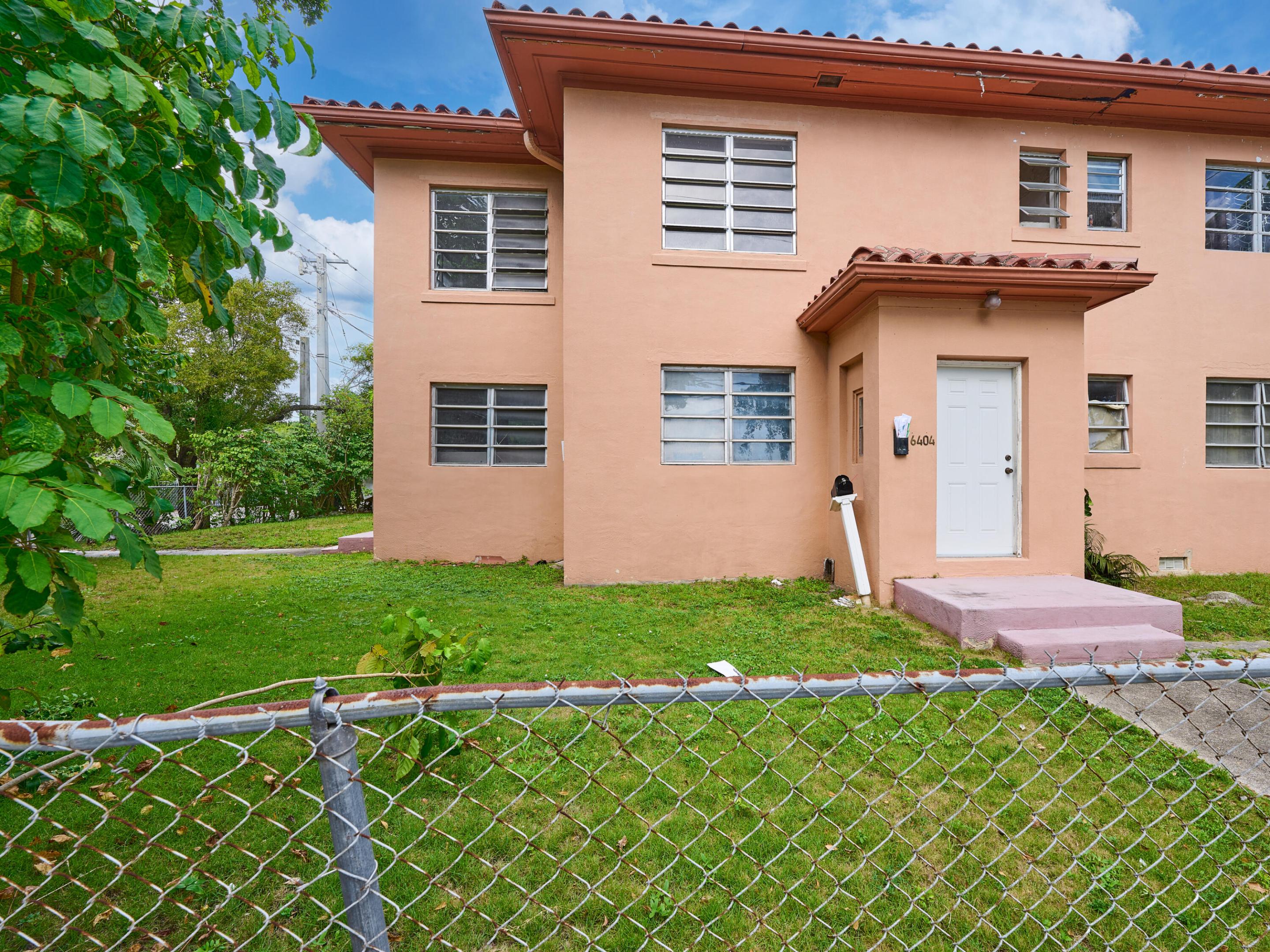 499 NE 64th Miami, FL 33138