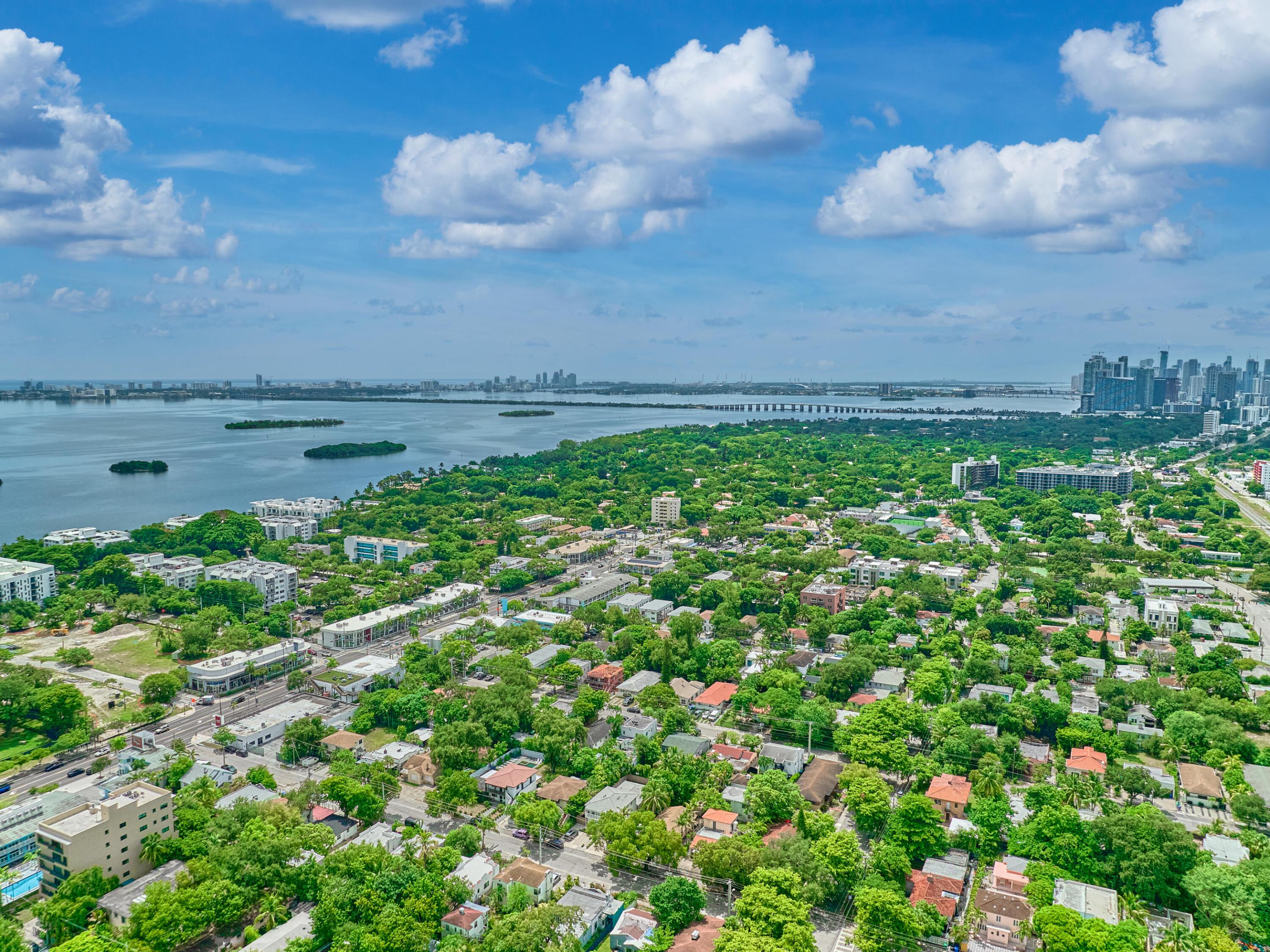 499 NE 64th Miami, FL 33138