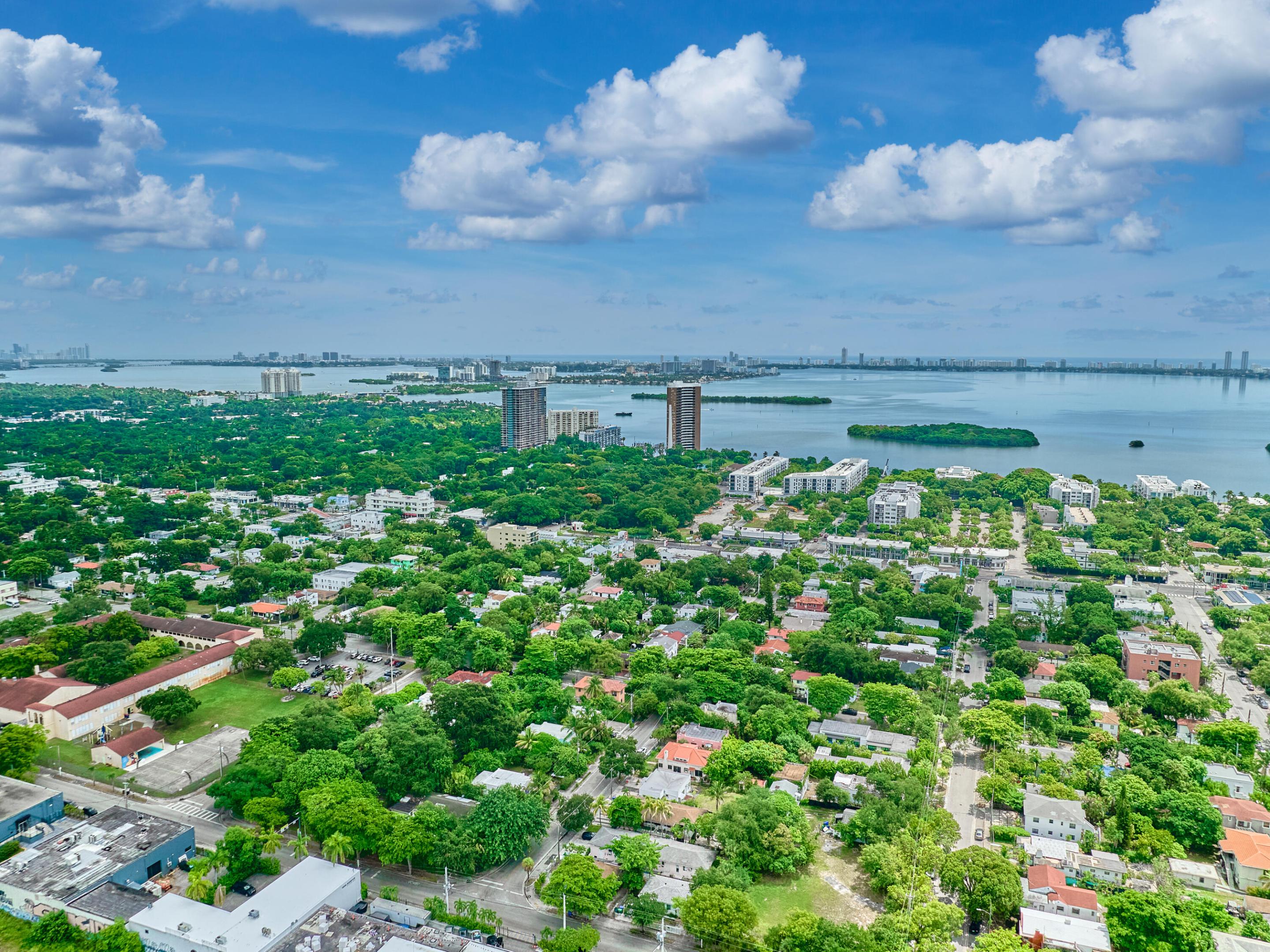 499 NE 64th Miami, FL 33138