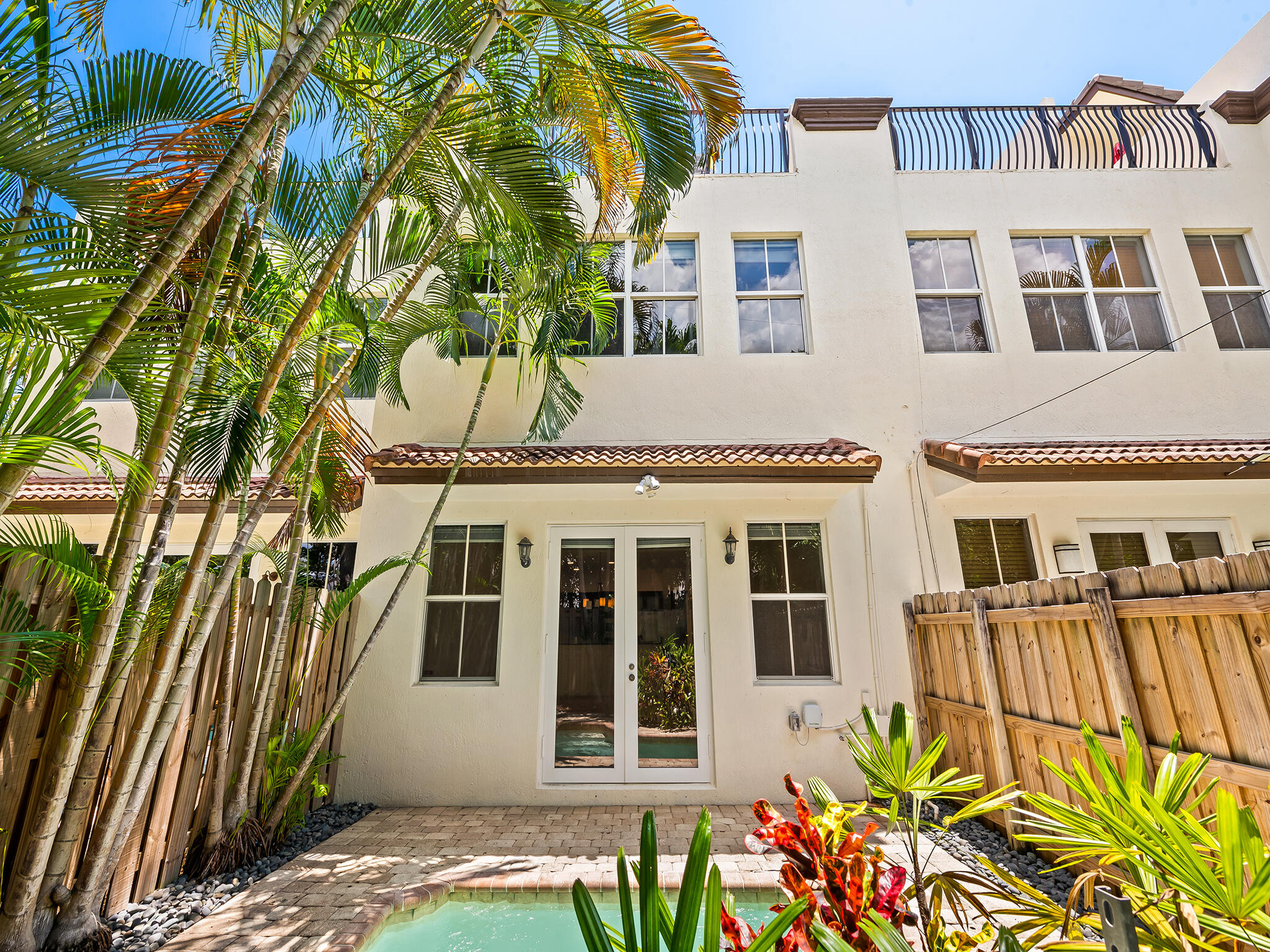 1423 NE 26th #1423 Fort Lauderdale, FL 33304