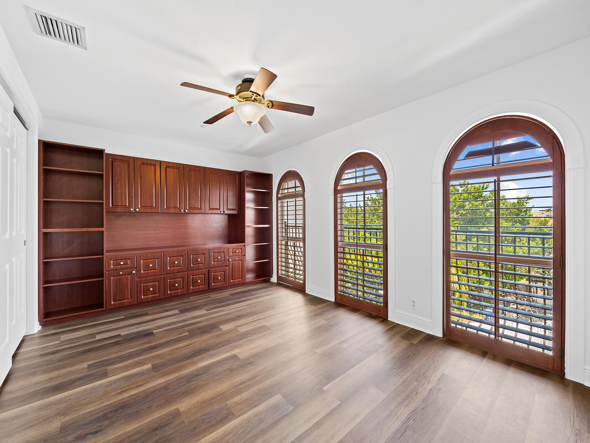 1423 NE 26th #1423 Fort Lauderdale, FL 33304