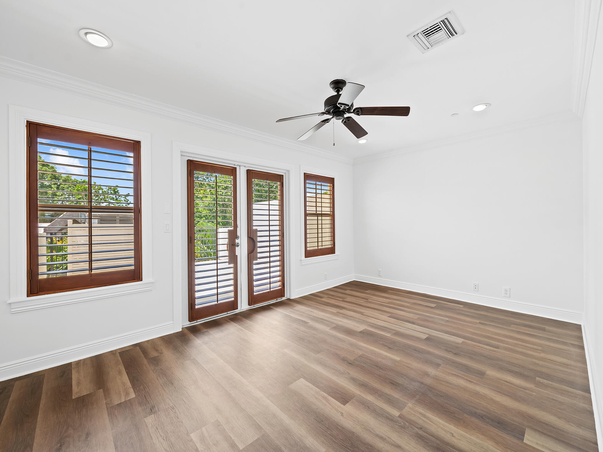 1423 NE 26th #1423 Fort Lauderdale, FL 33304