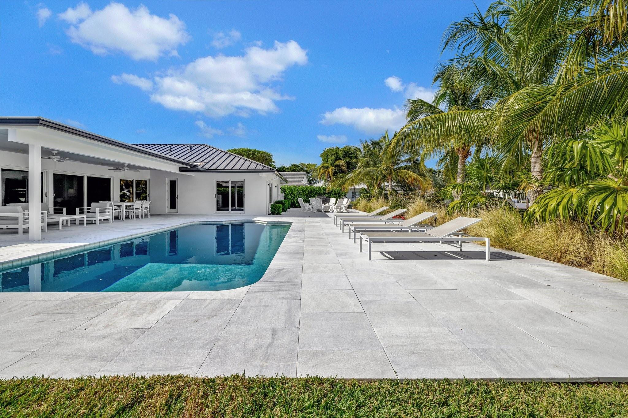41 S Compass Dr Fort Lauderdale, FL 33308