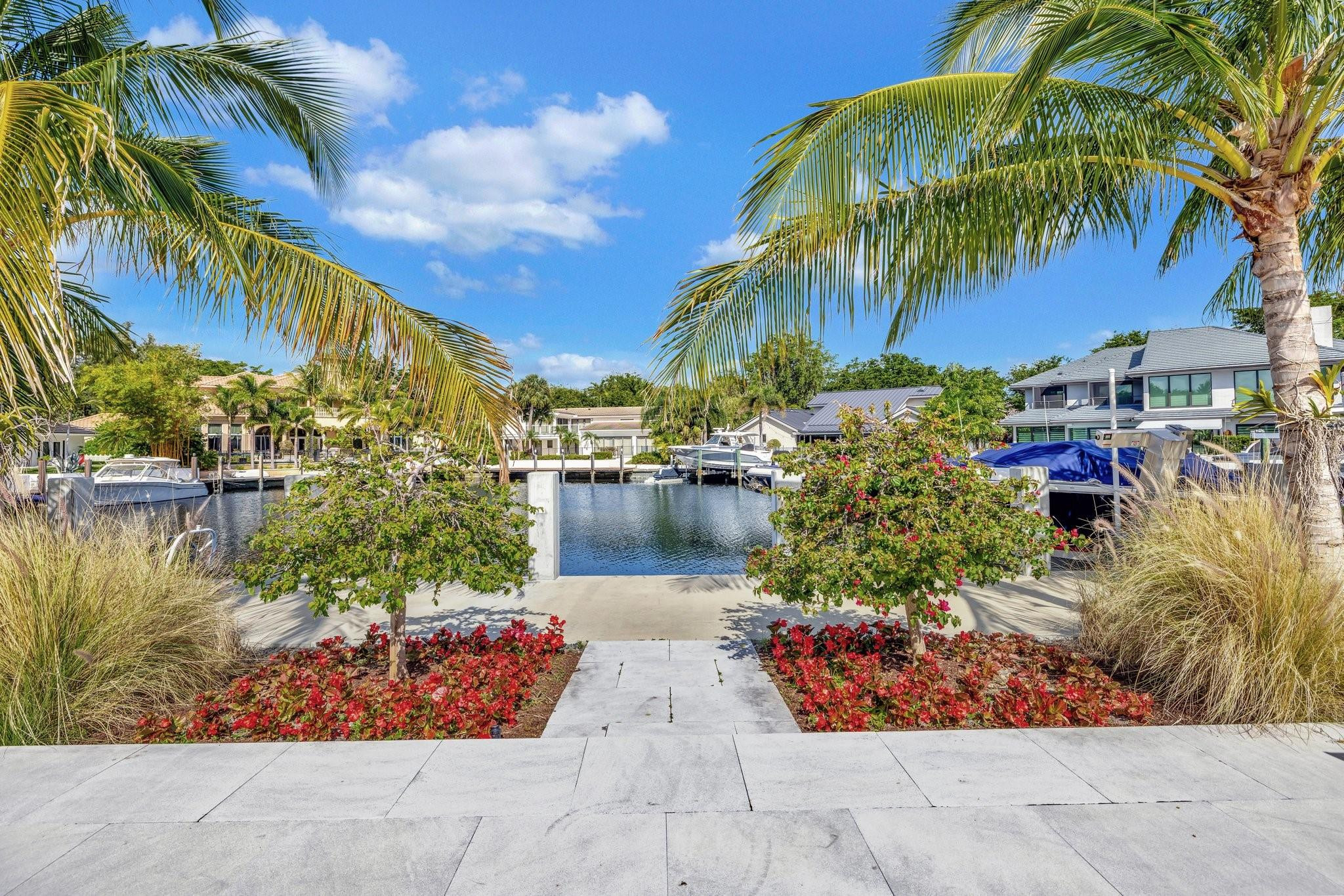 41 S Compass Dr Fort Lauderdale, FL 33308