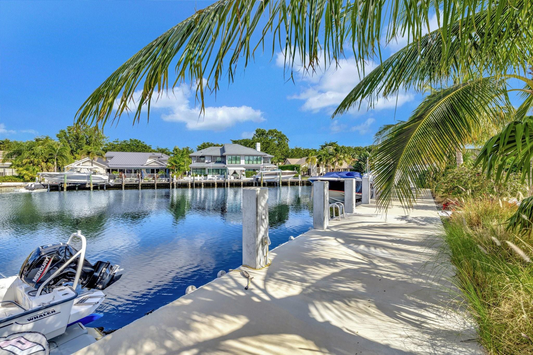 41 S Compass Dr Fort Lauderdale, FL 33308
