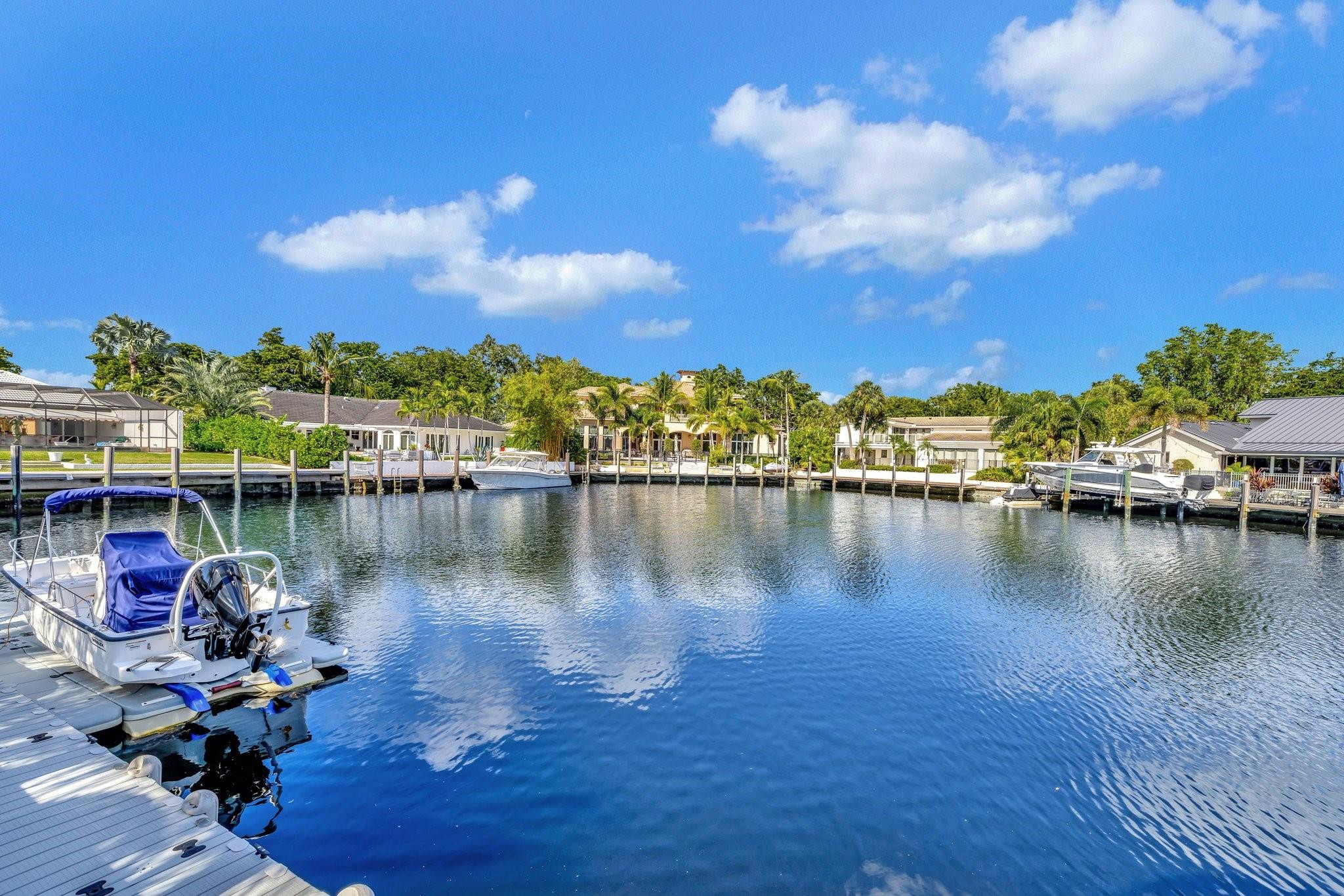 41 S Compass Dr Fort Lauderdale, FL 33308